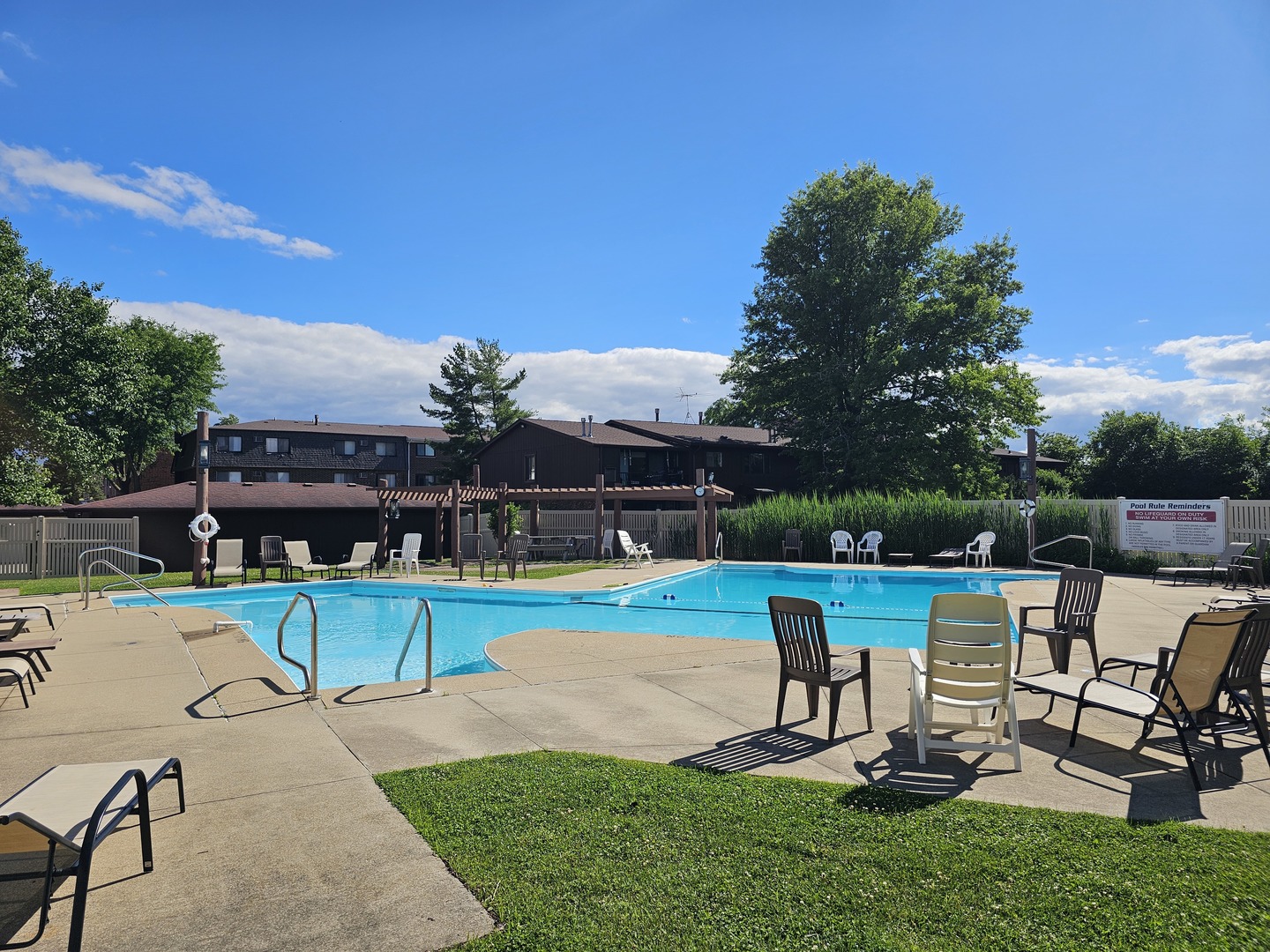 1320 Cass Lane W Unit: 201