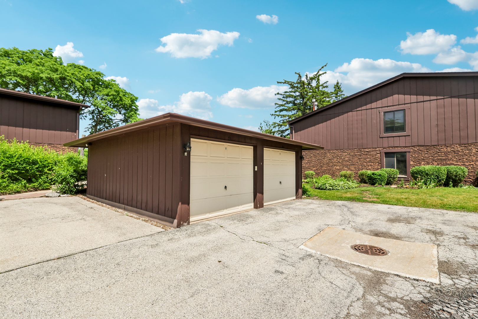 1320 Cass Lane W Unit: 201