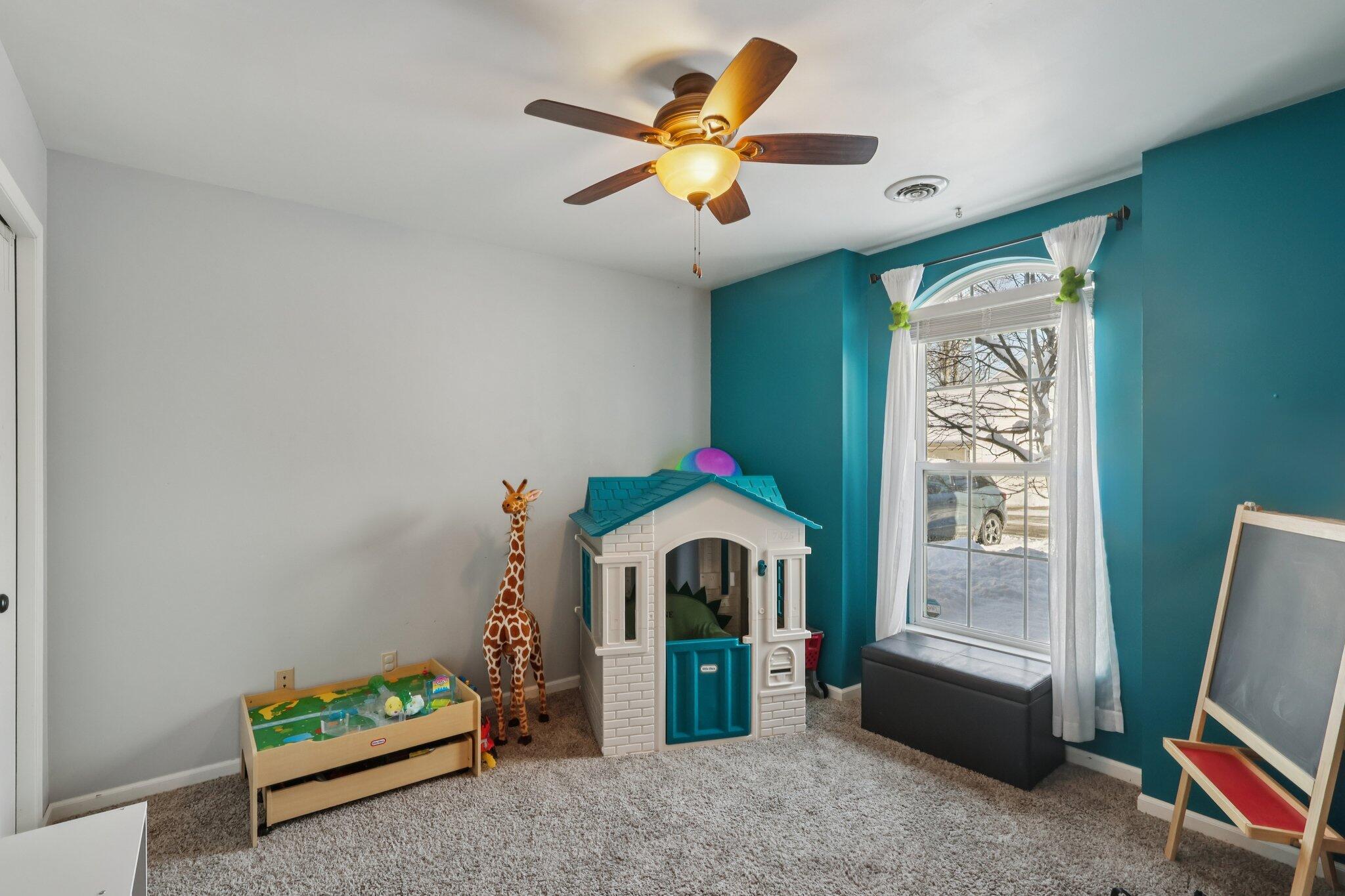 659 Forest Glen Drive