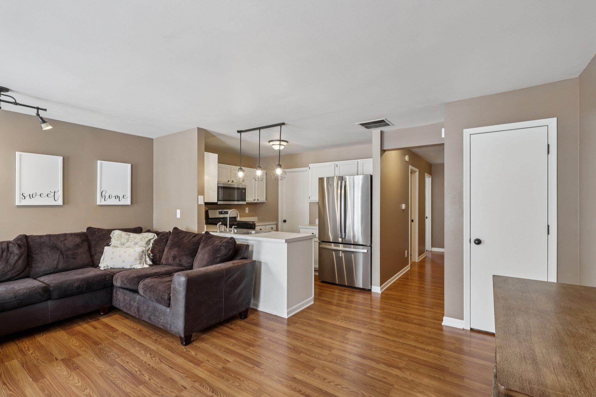 659 Forest Glen Drive