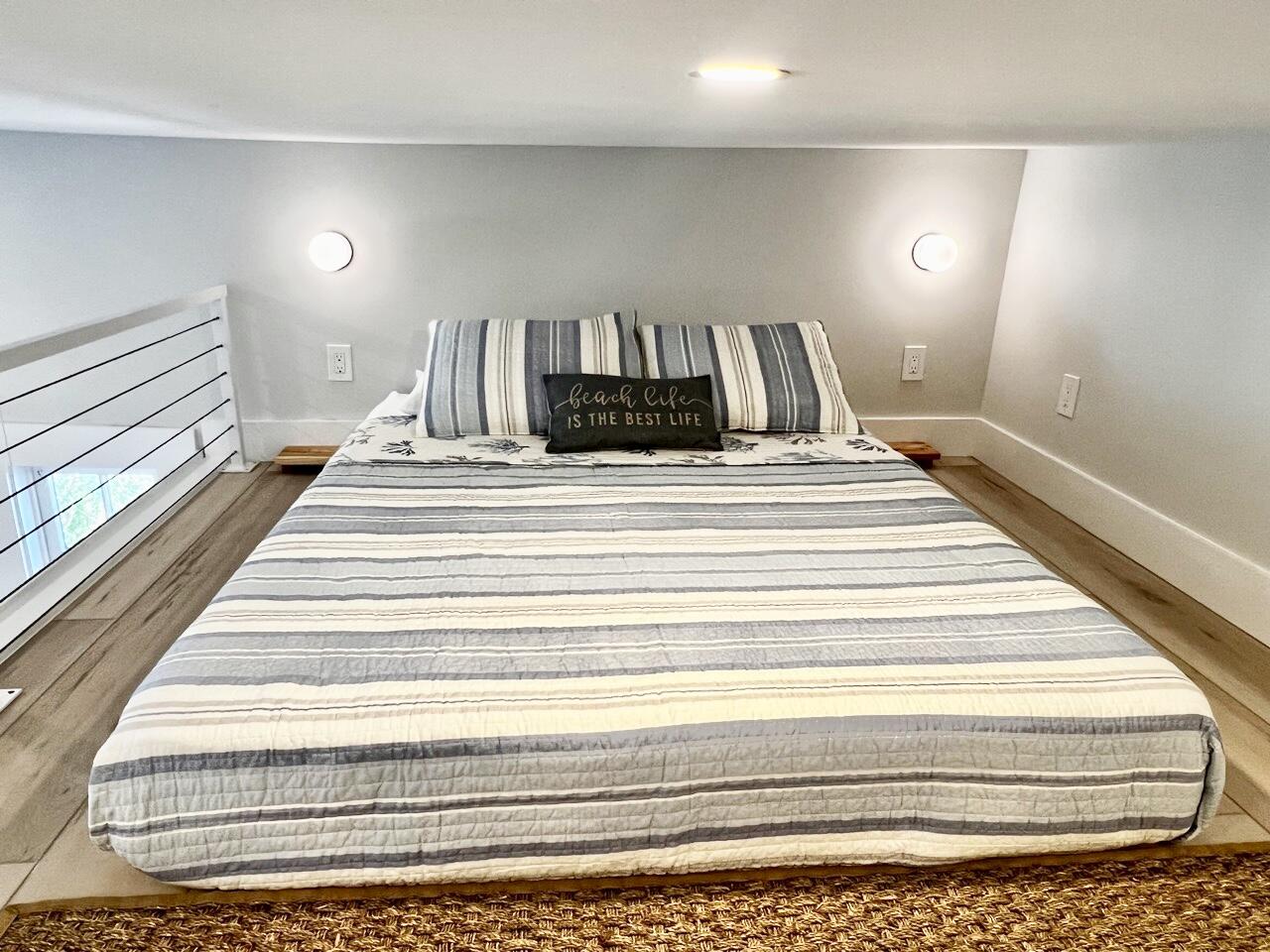 1220 Newton Street Unit: 1