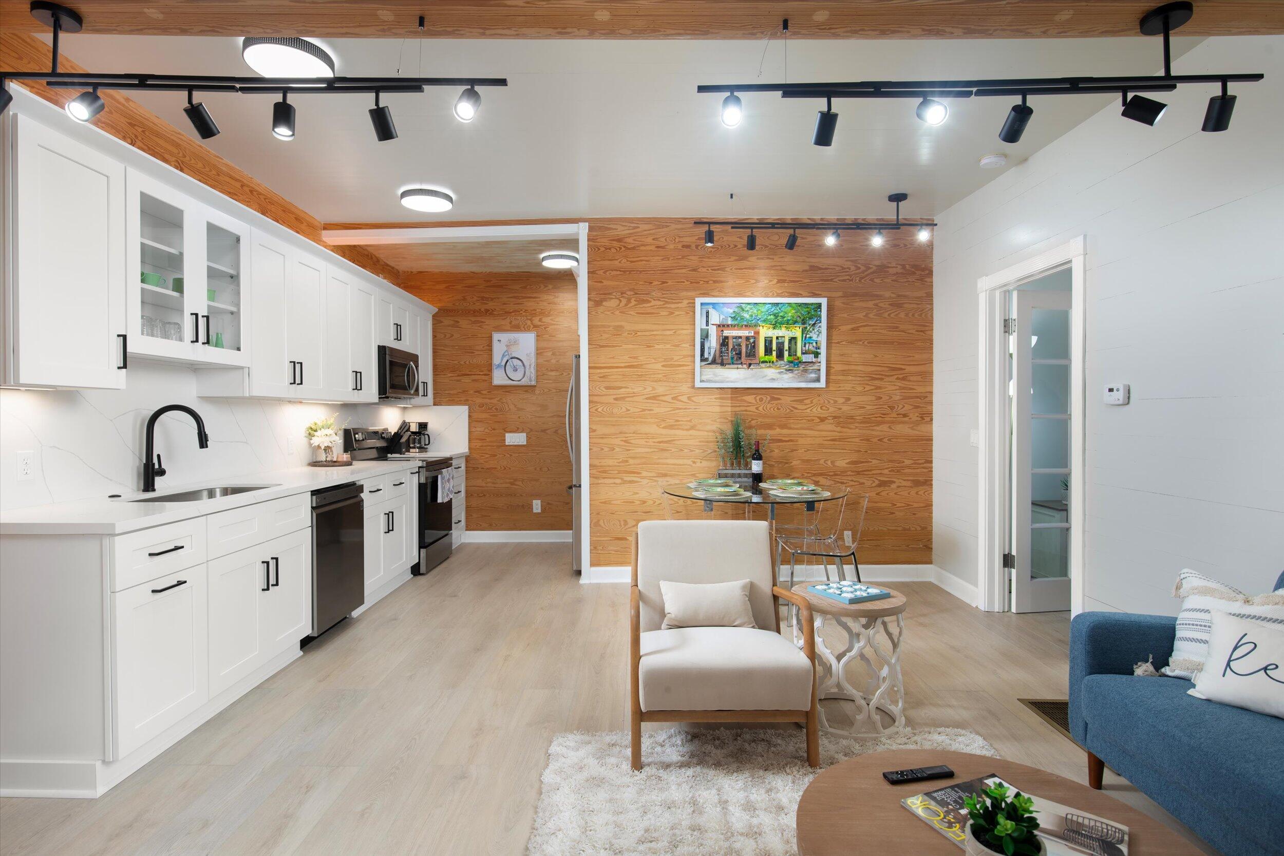 900 White Street Unit: 1