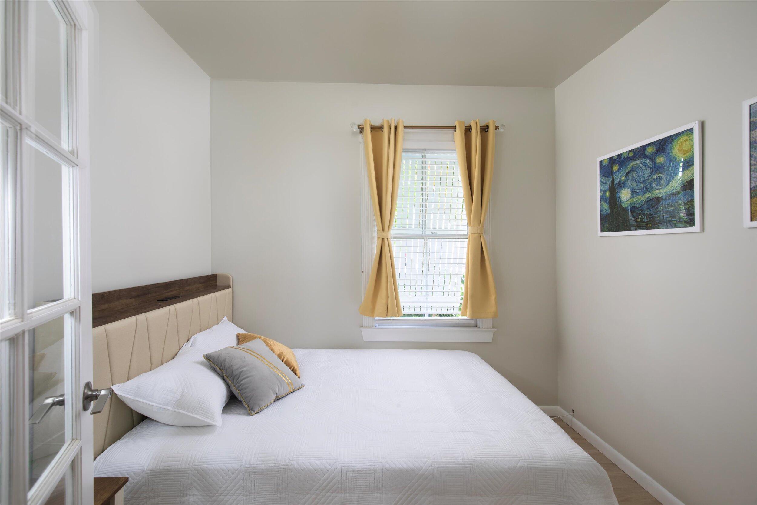 900 White Street Unit: 1