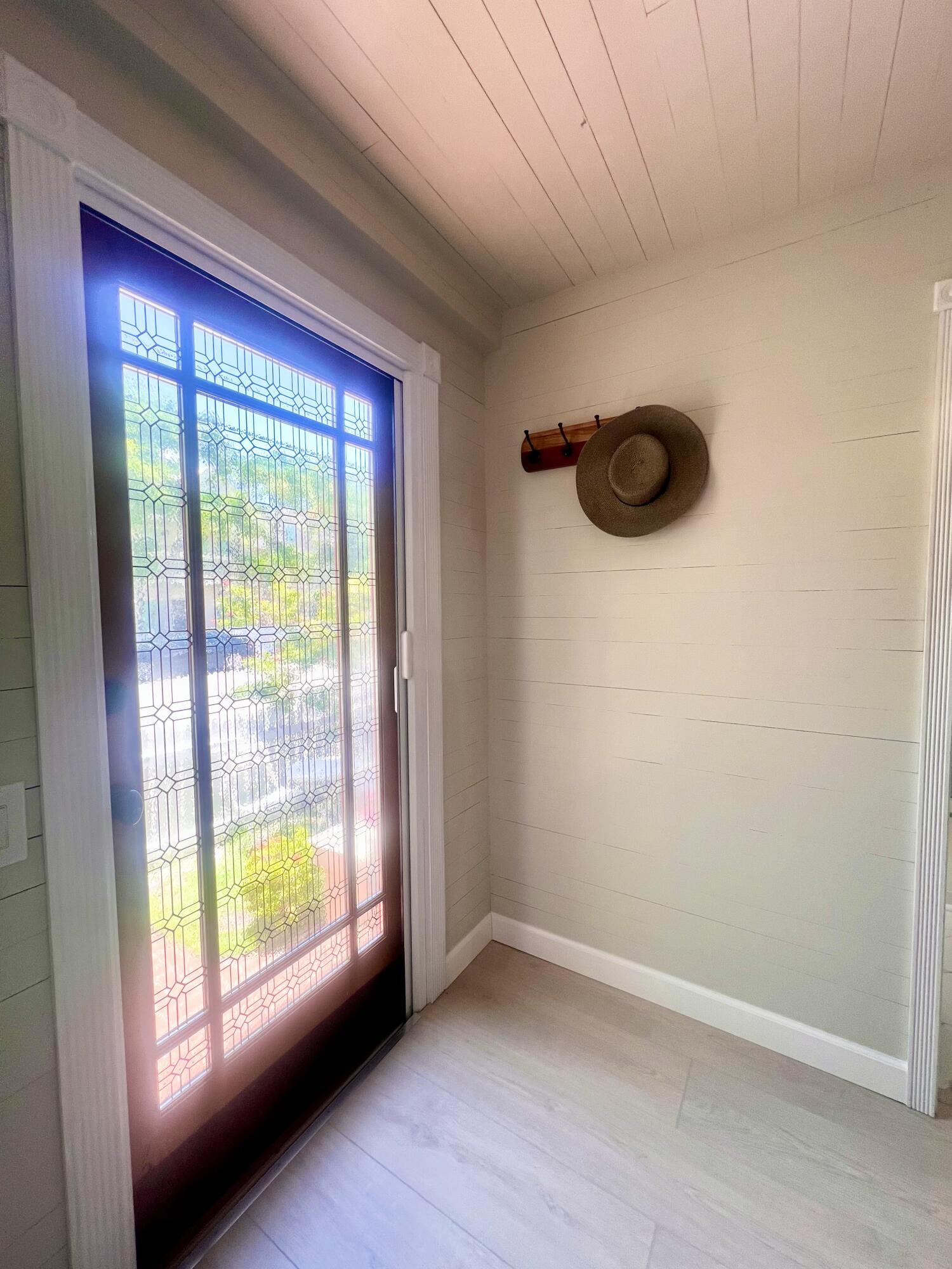 900 White Street Unit: 1