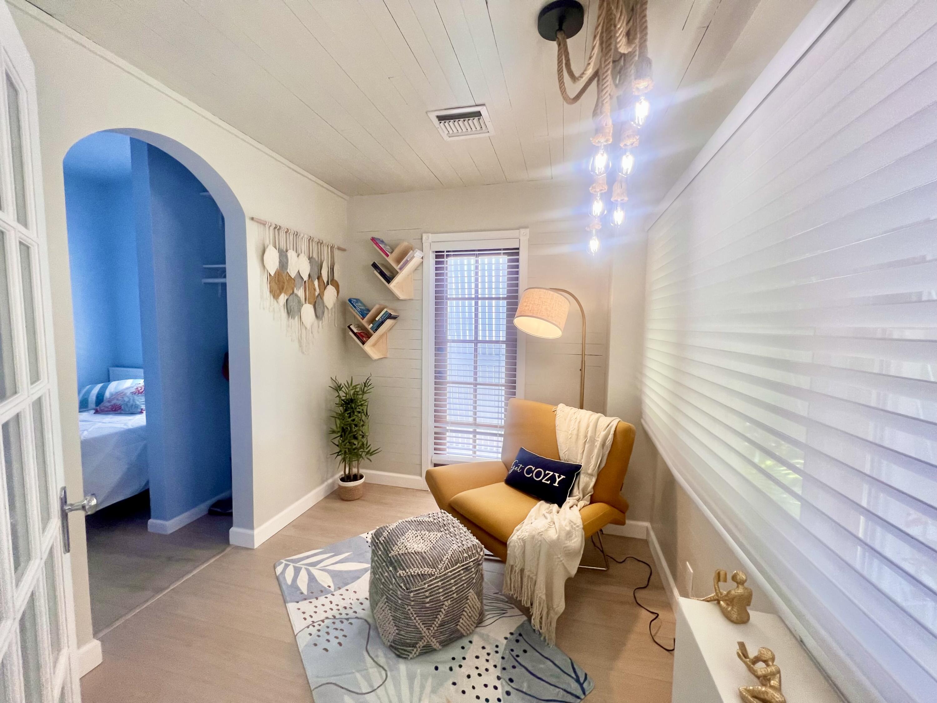 900 White Street Unit: 1