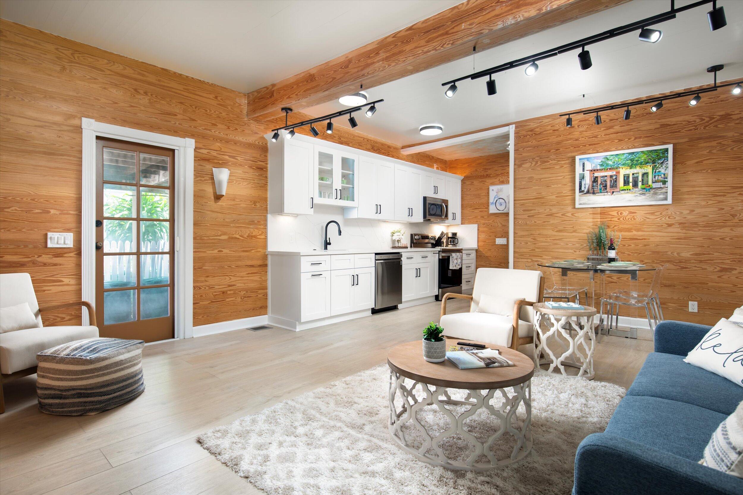 900 White Street Unit: 1