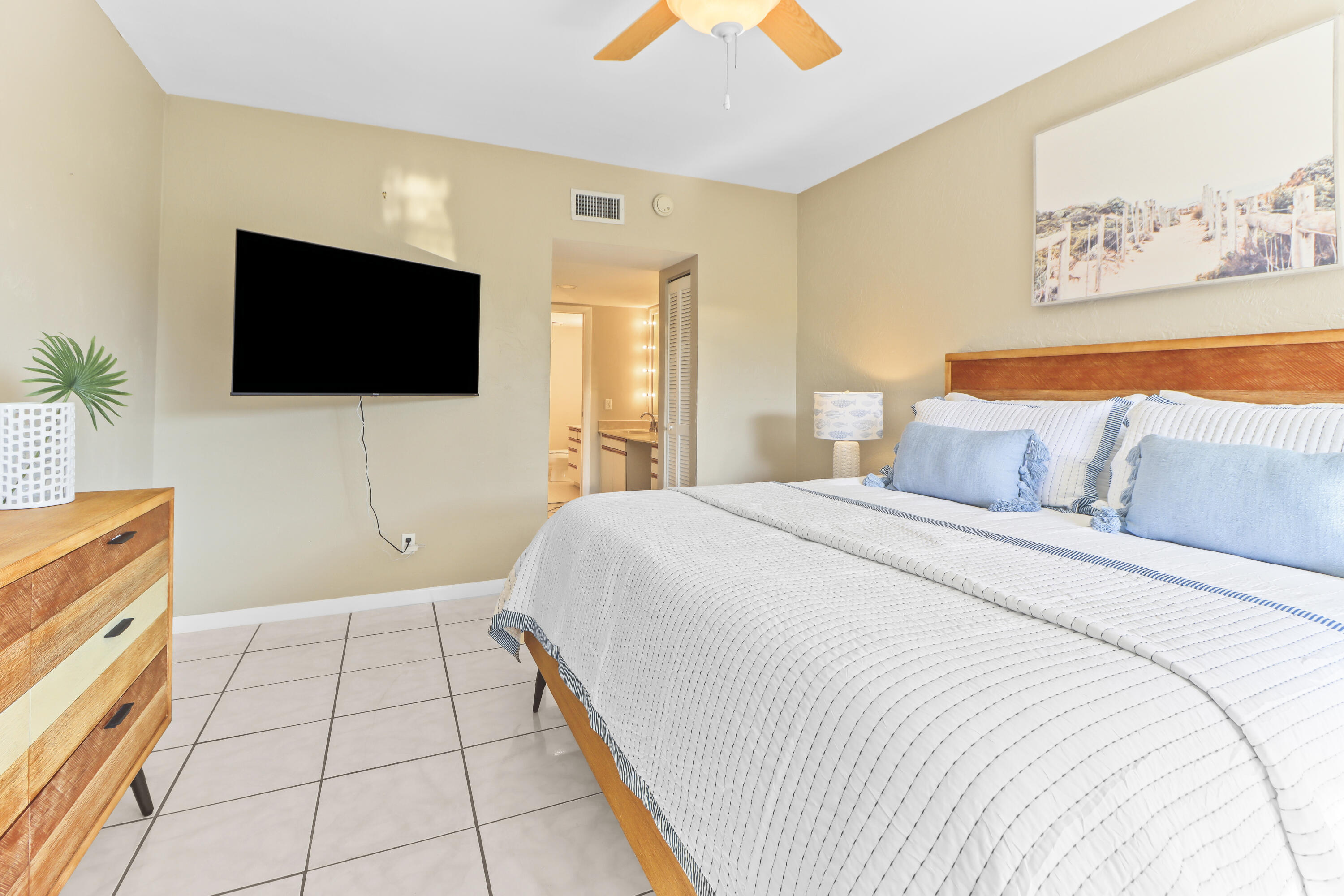 1800 Atlantic Boulevard Unit: 220C
