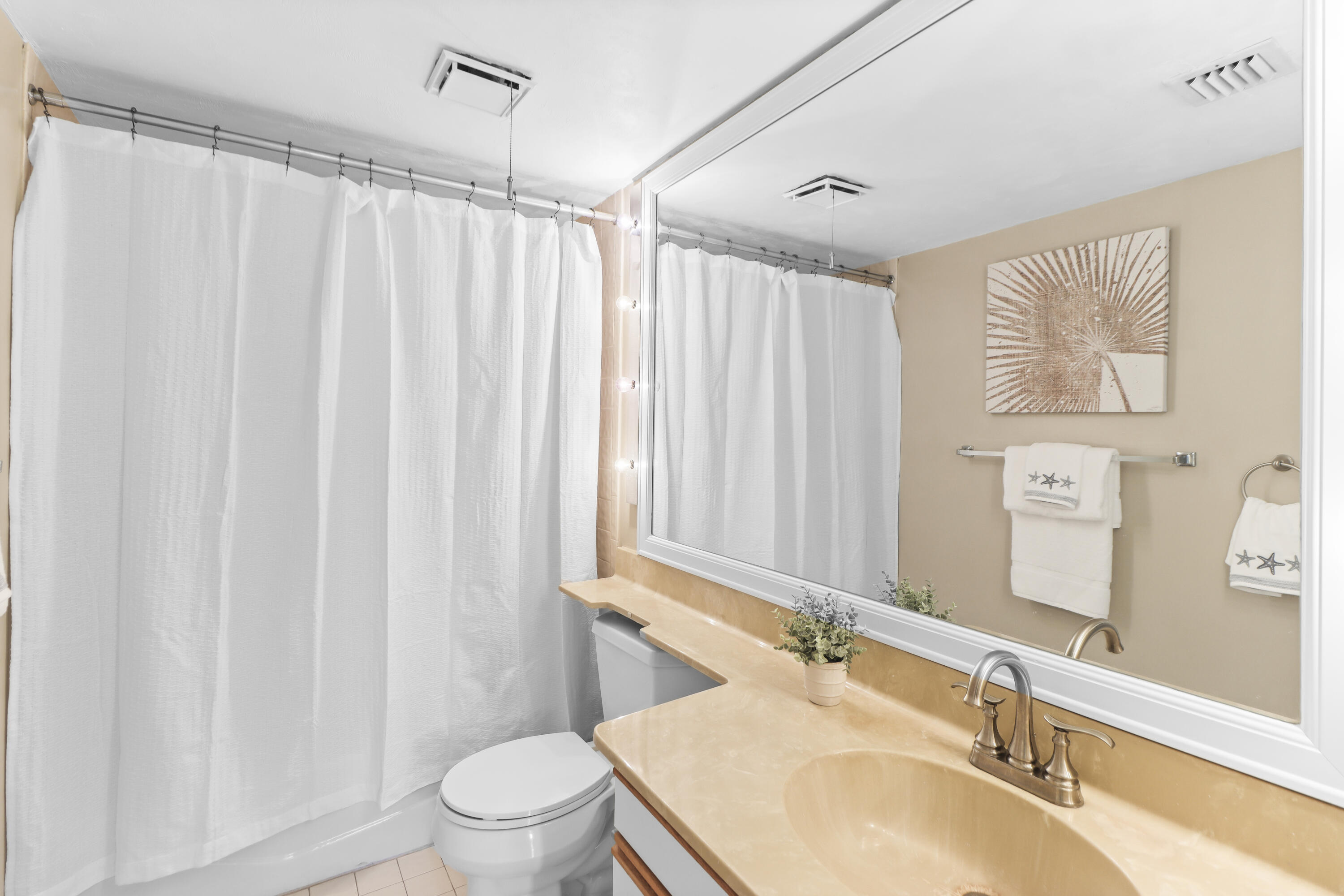 1800 Atlantic Boulevard Unit: 220C