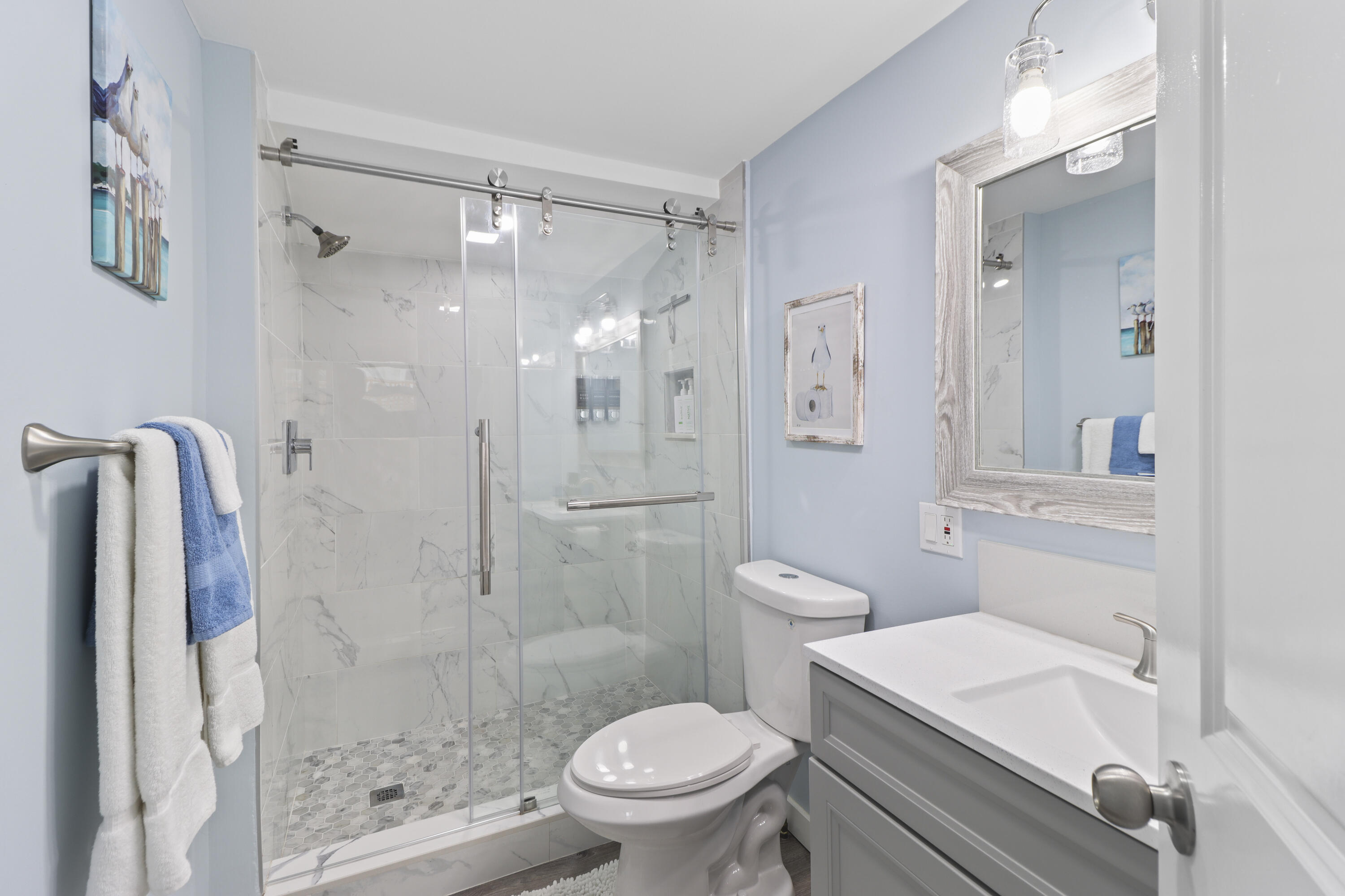 611 Grinnell Street Unit: 6
