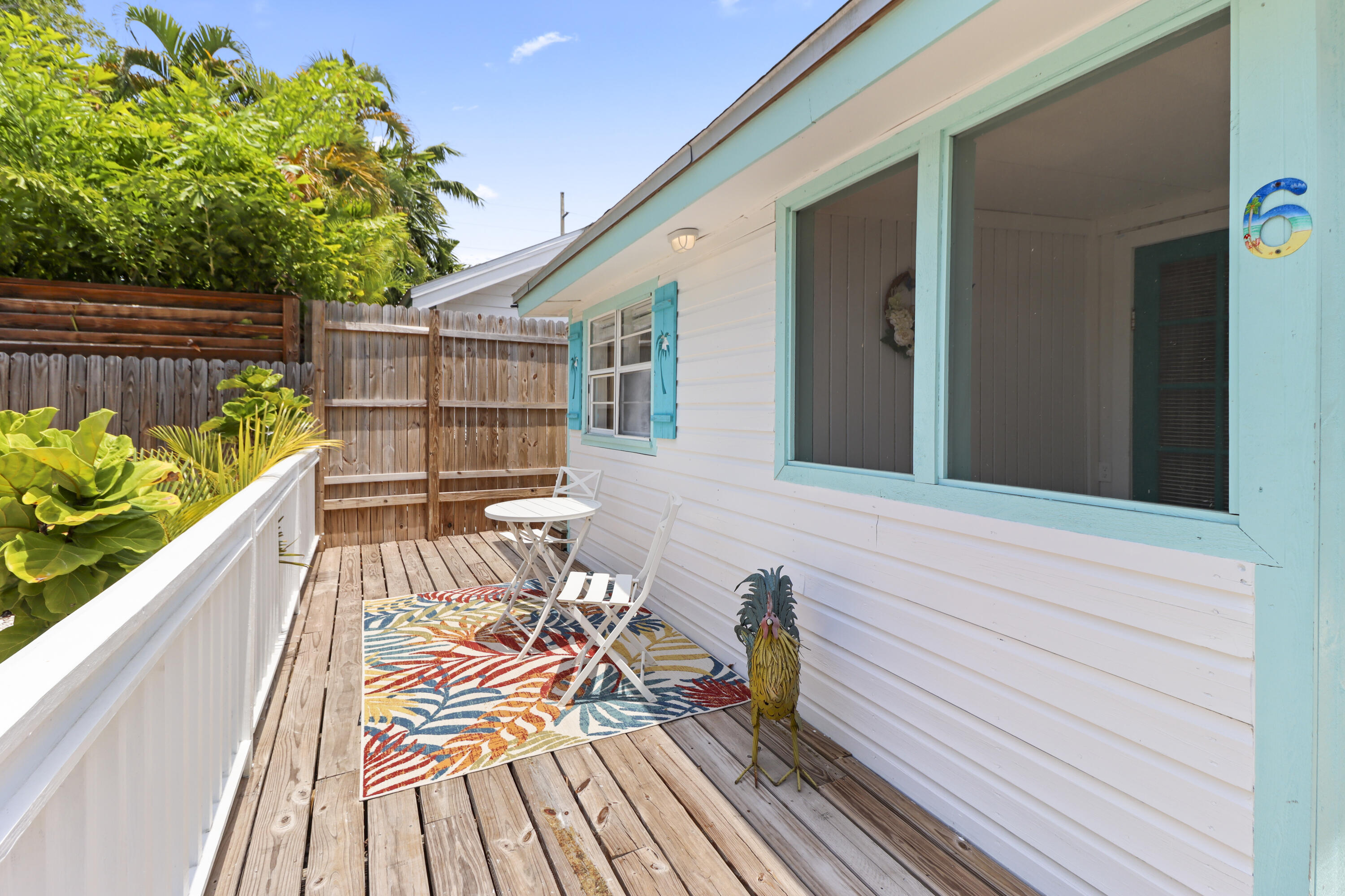 611 Grinnell Street Unit: 6