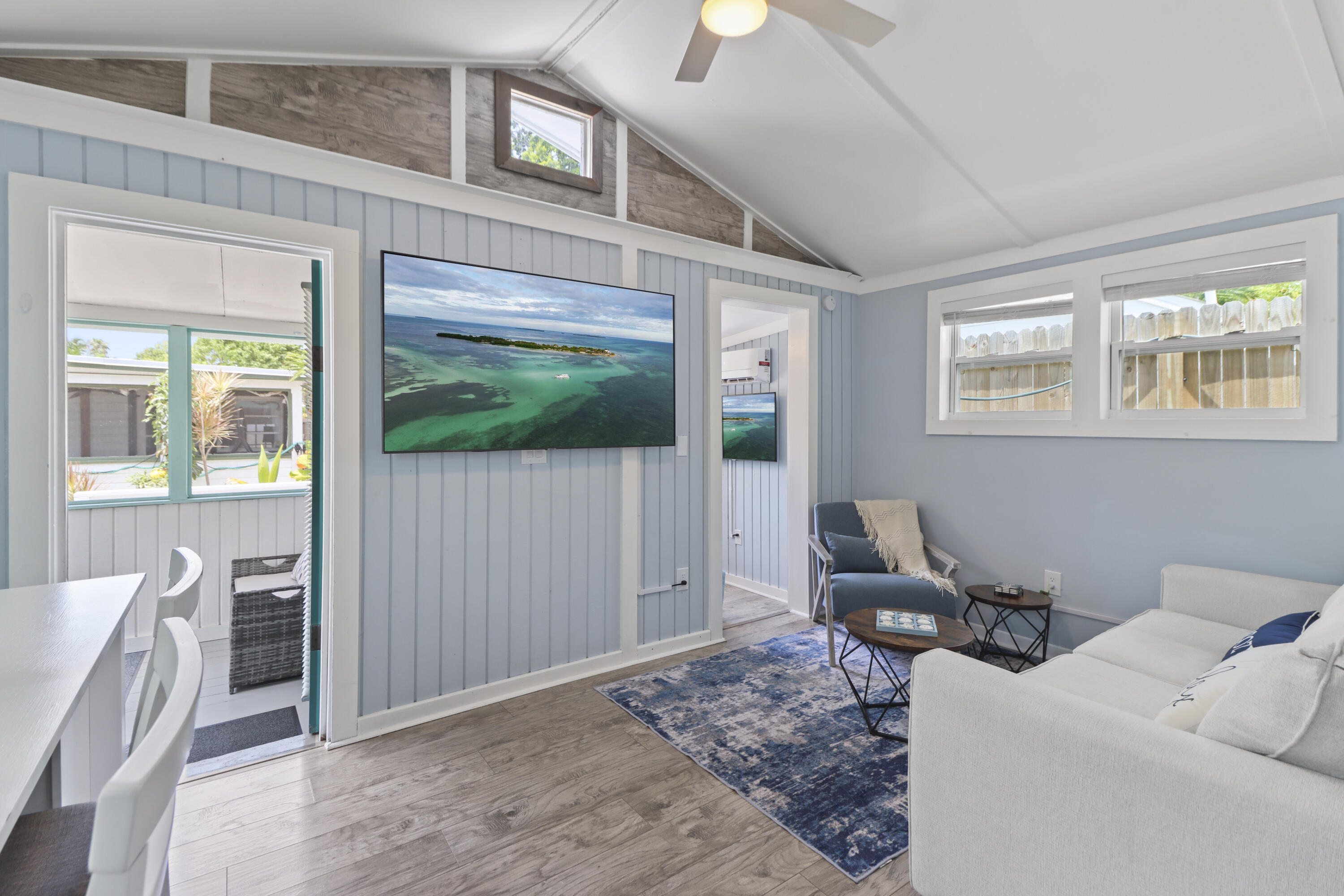 611 Grinnell Street Unit: 6
