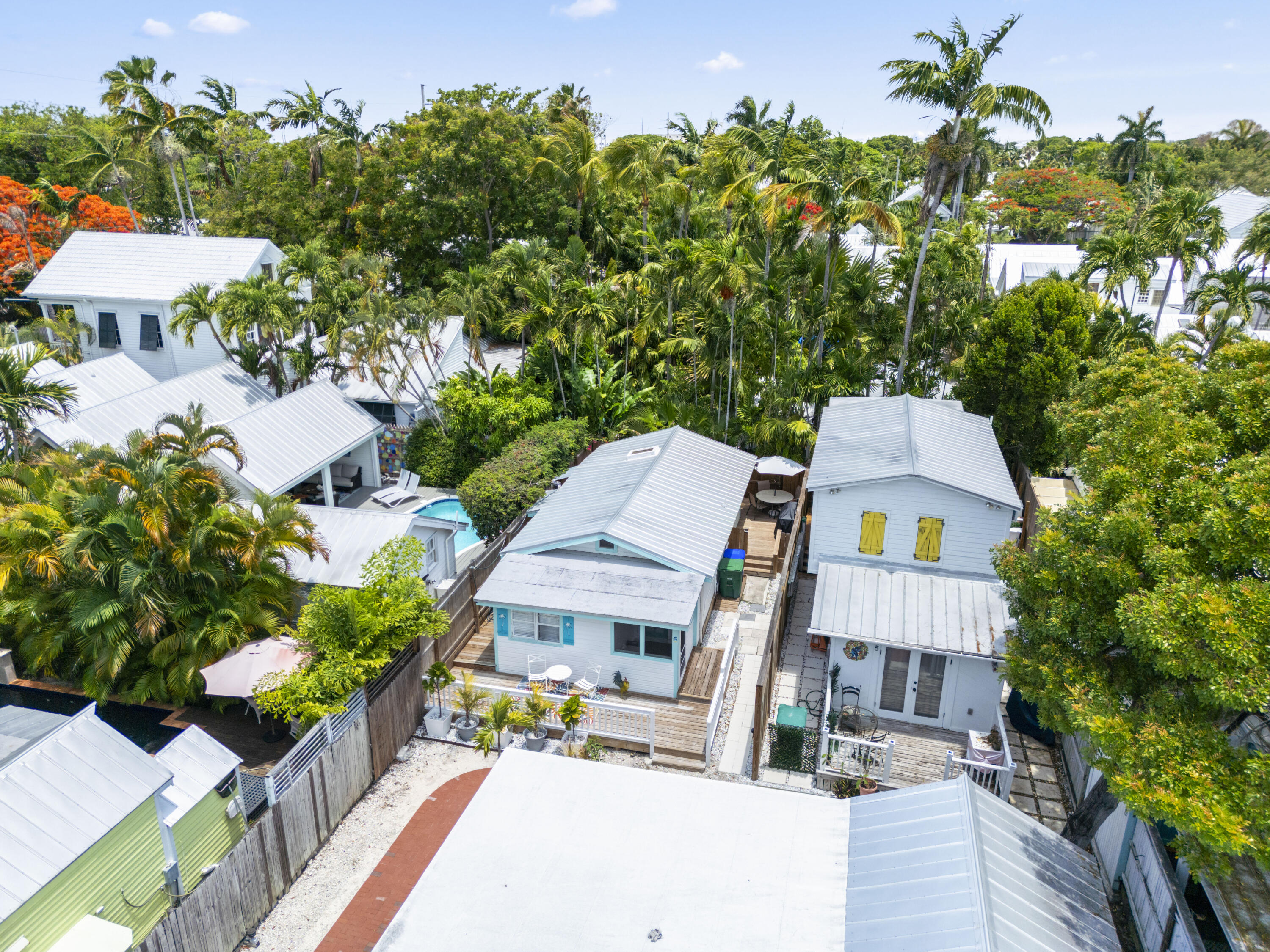 611 Grinnell Street Unit: 6