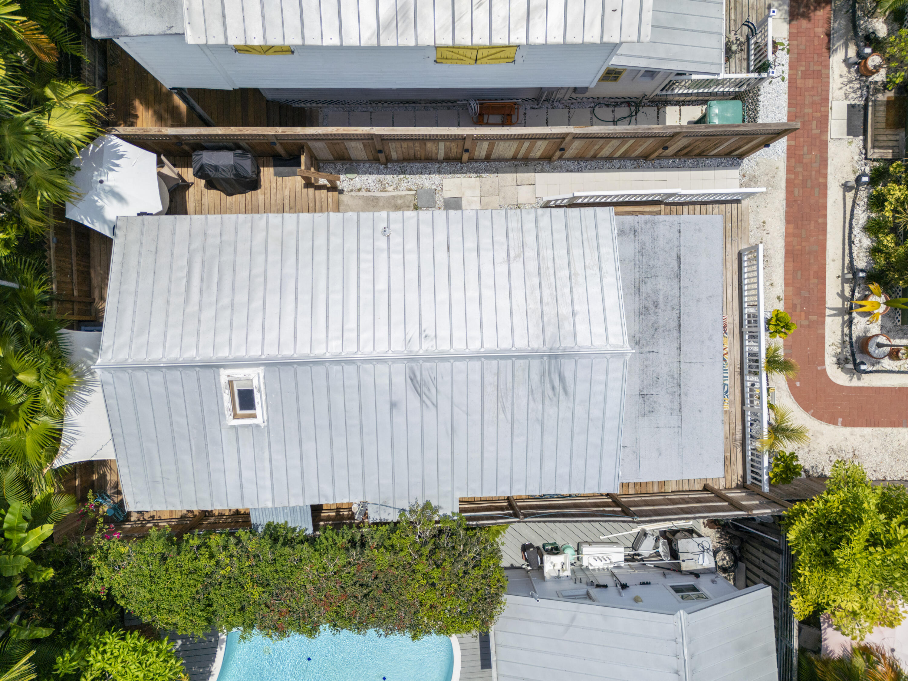 611 Grinnell Street Unit: 6