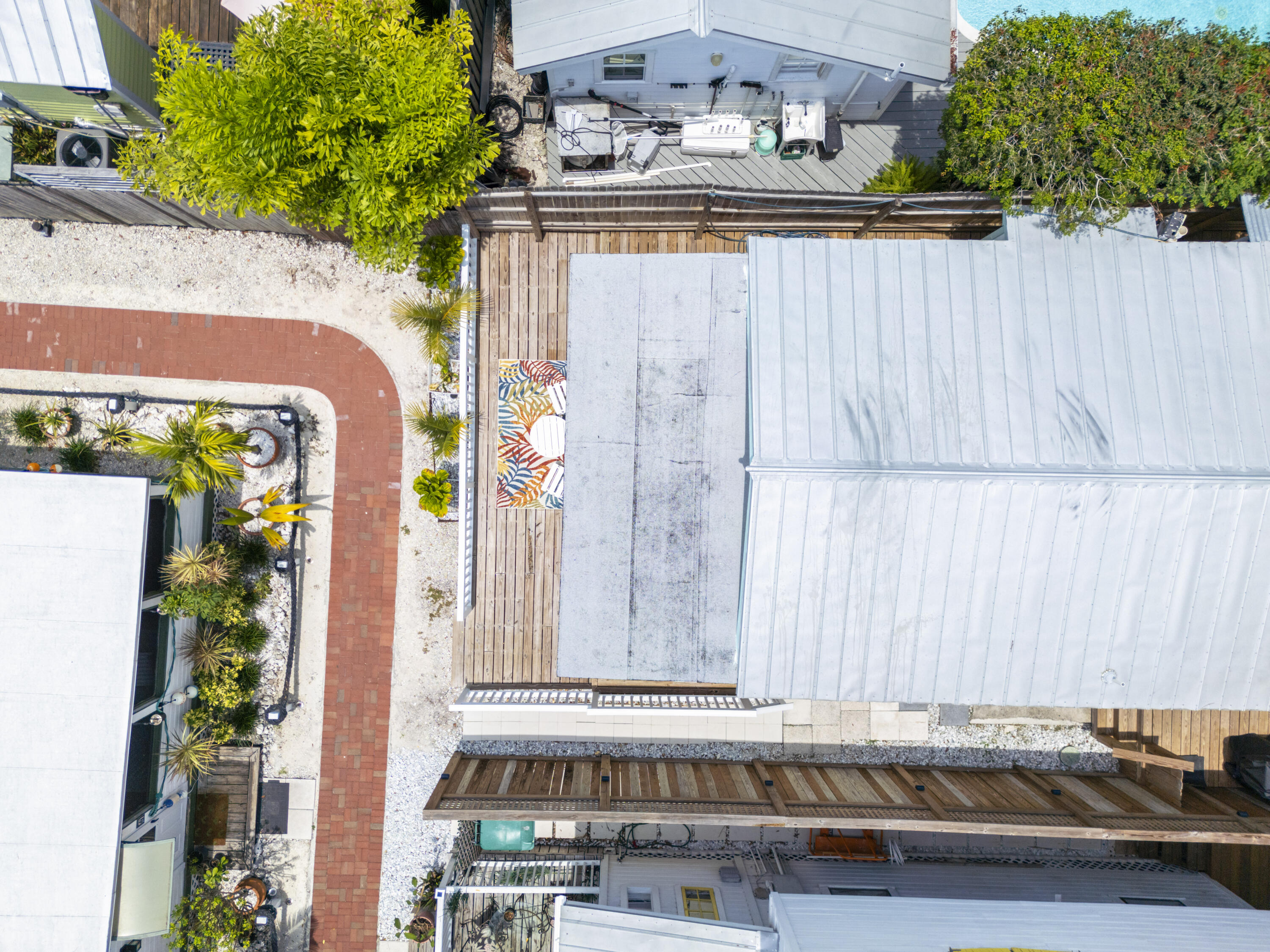611 Grinnell Street Unit: 6