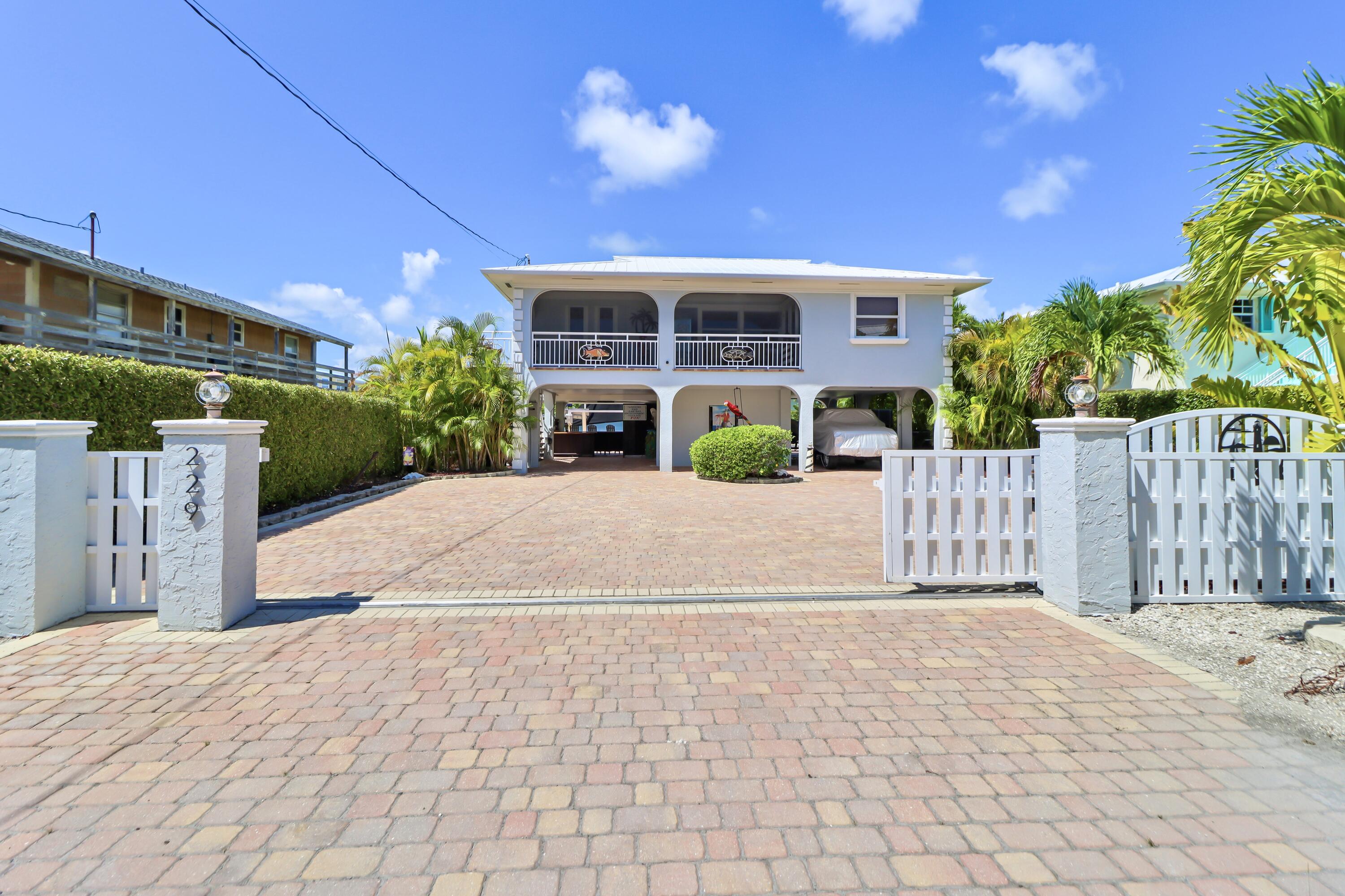 229 E Caribbean Drive