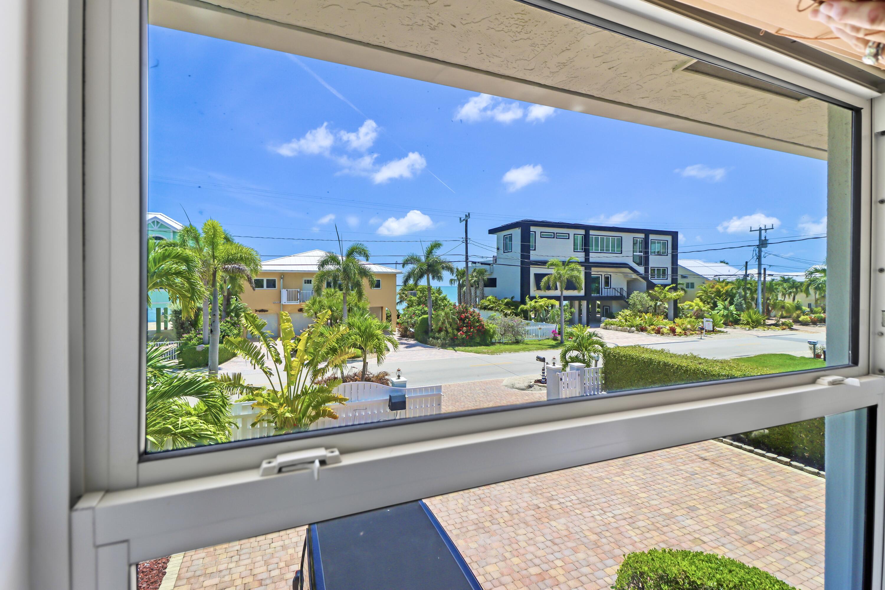 229 E Caribbean Drive