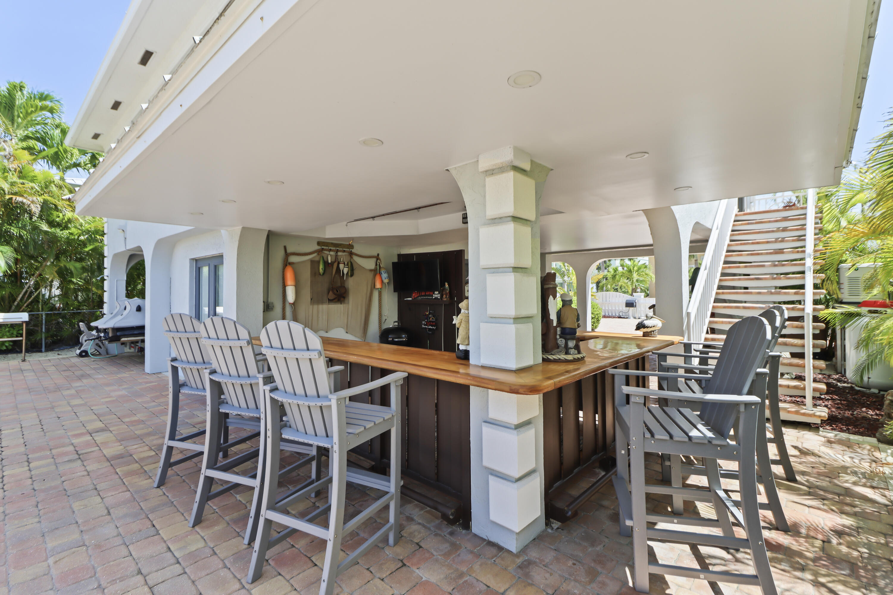 229 E Caribbean Drive