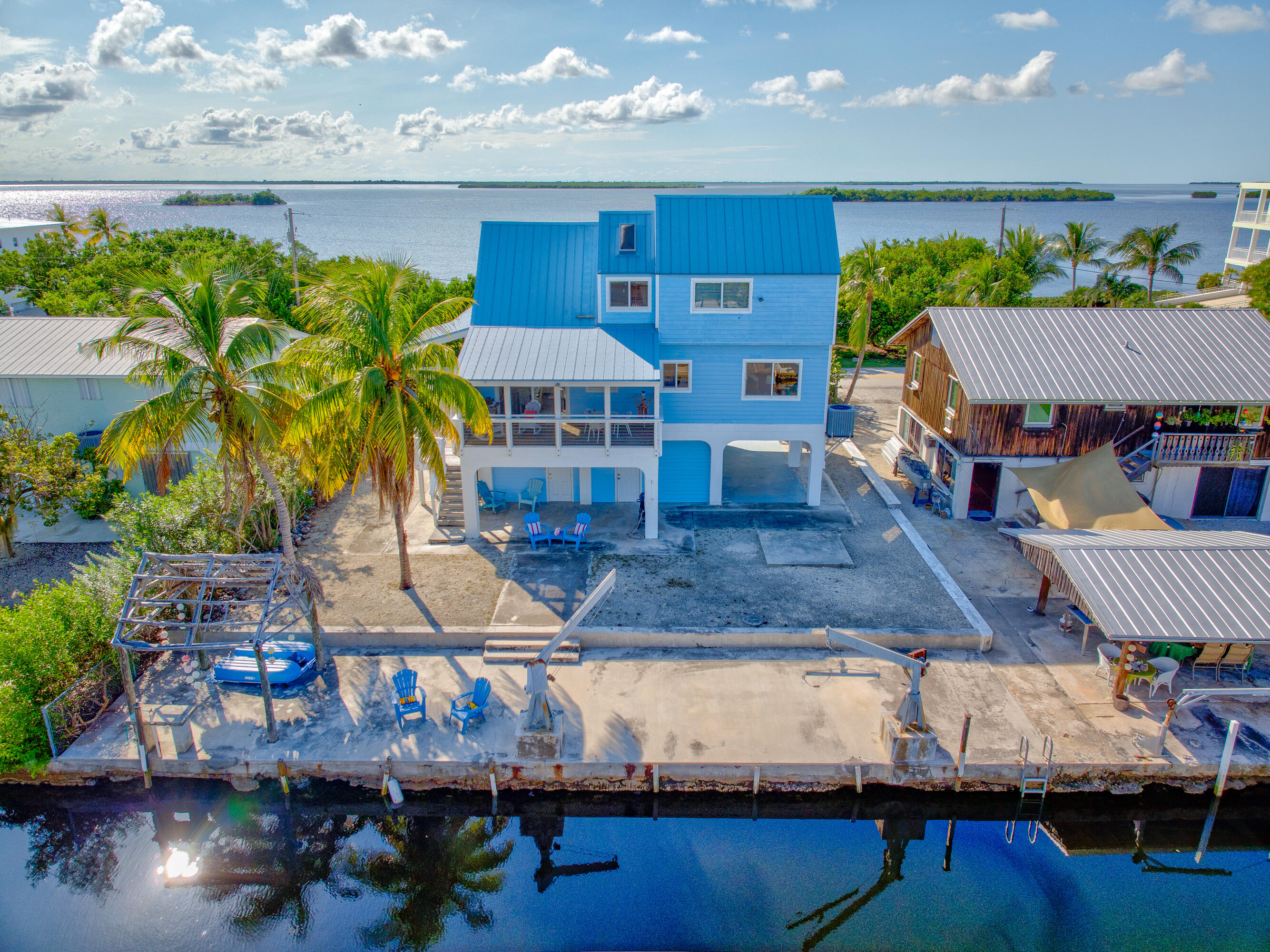 3831 Sunset Drive