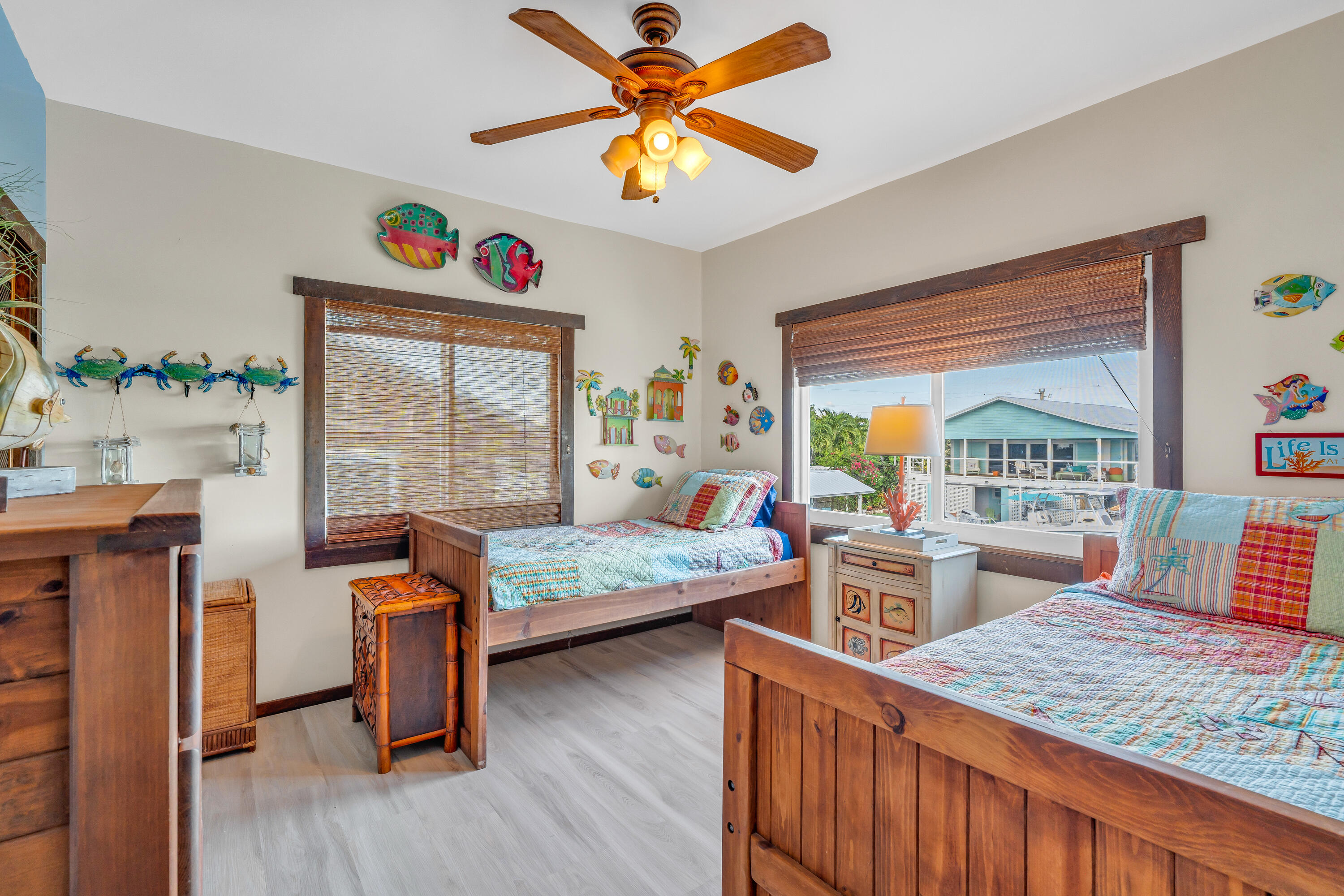 3831 Sunset Drive