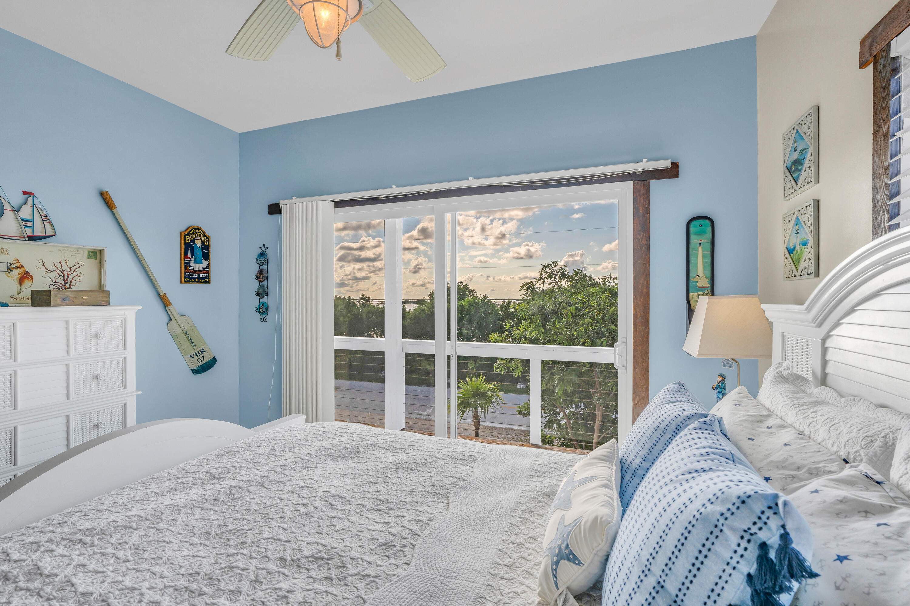 3831 Sunset Drive