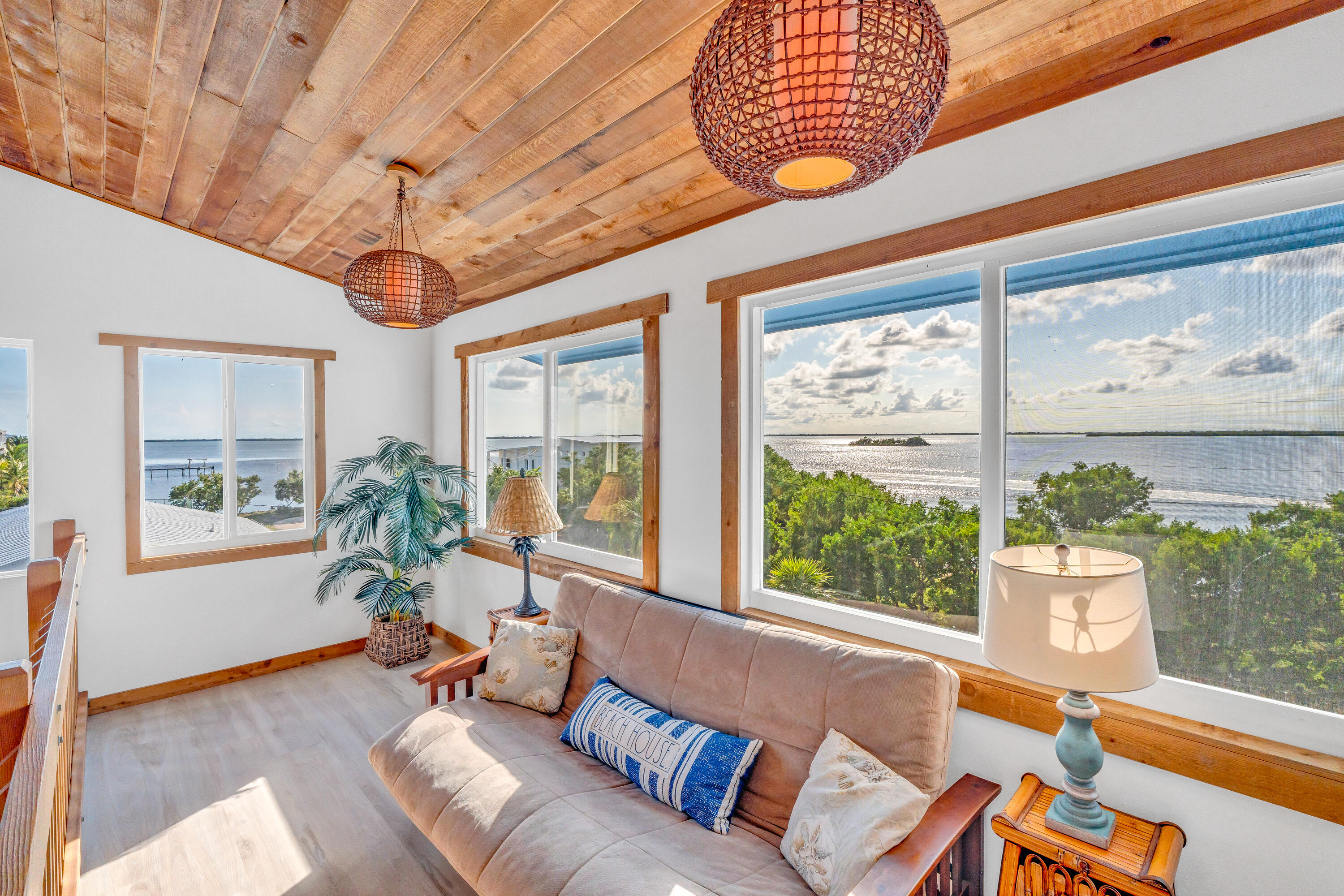 3831 Sunset Drive