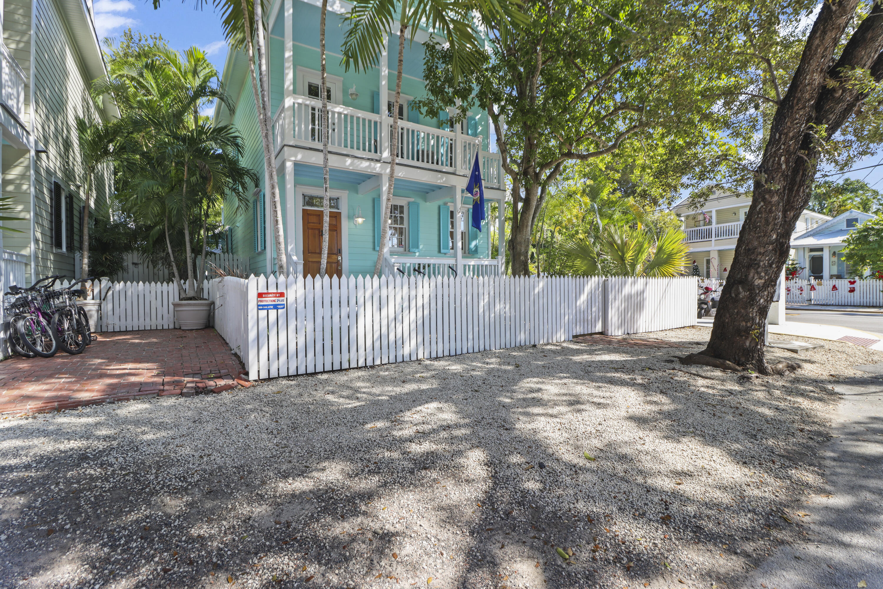 1223 Margaret Street Unit: 4