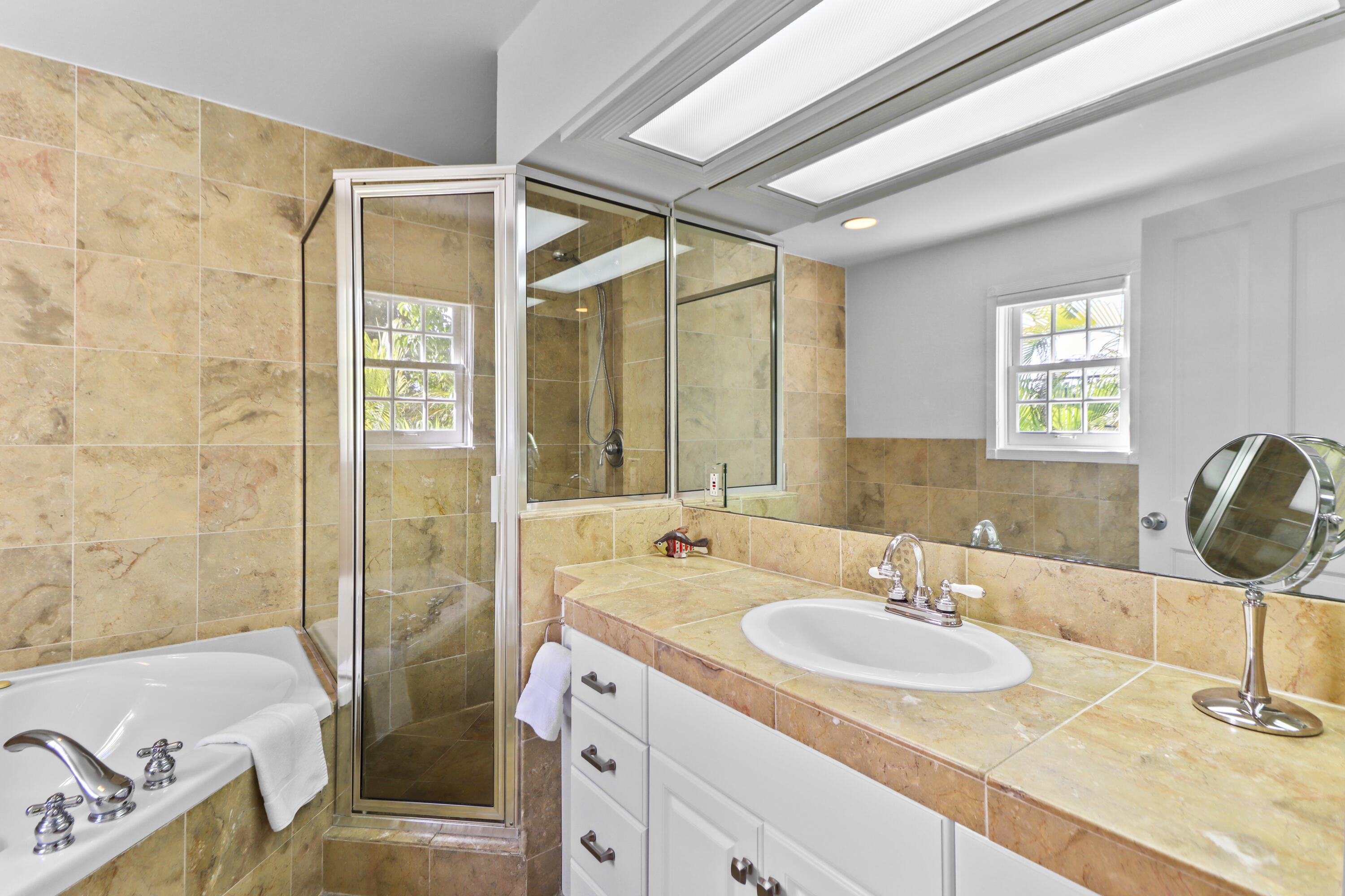 1223 Margaret Street Unit: 4