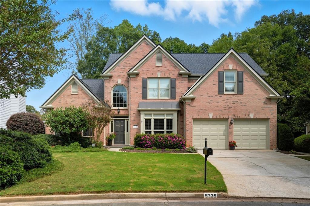 5335 Briarleigh Close