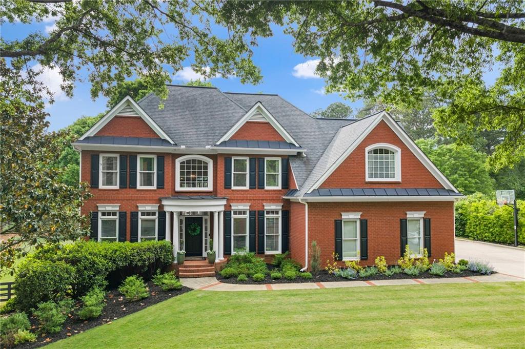 210 Hamilton Way