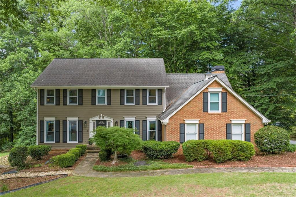 2556 Midvale Lane