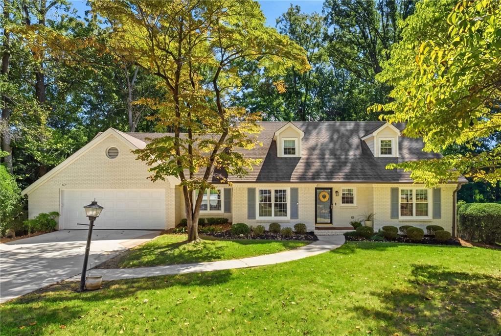 795 Spalding Drive