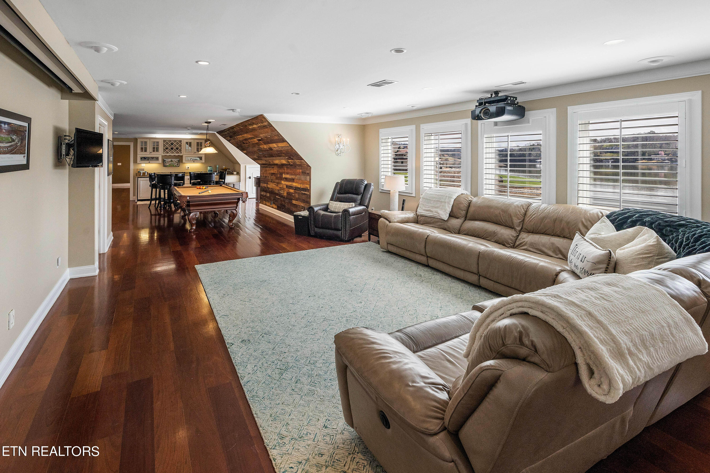 119 Blue Herron Drive