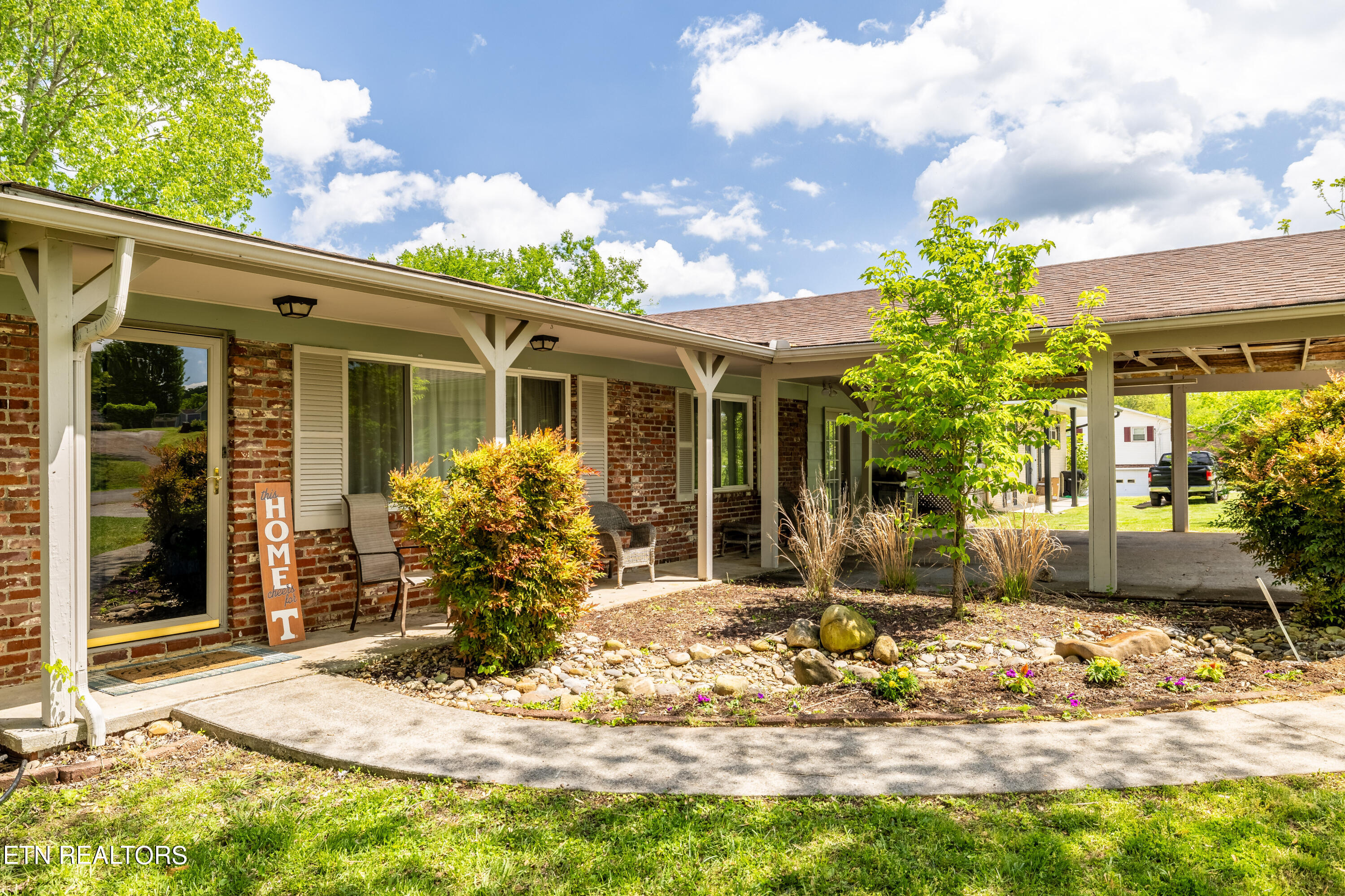 216 Arbor Drive