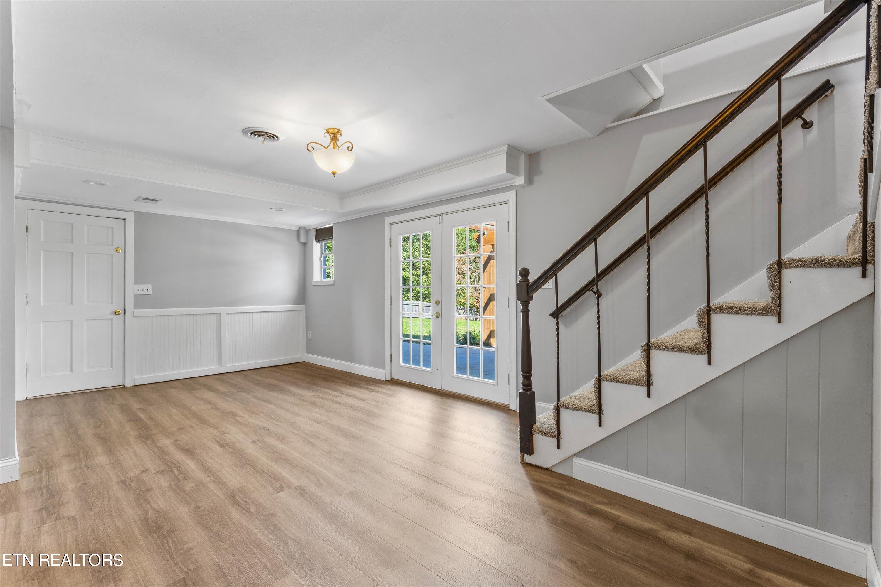 340 Dominion Circle