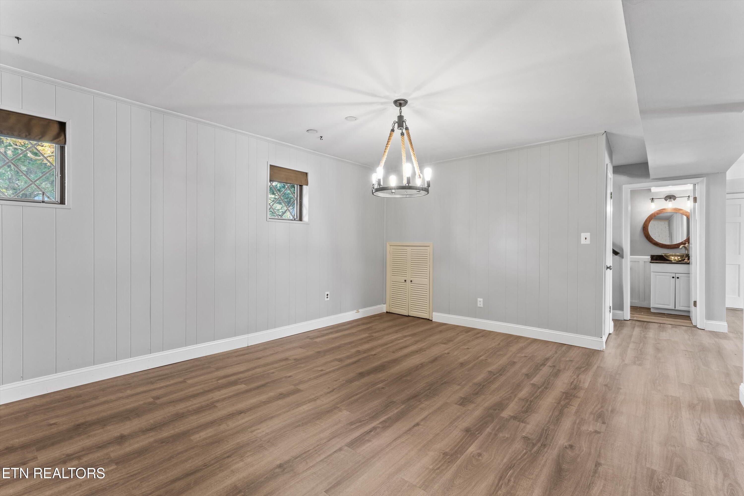 340 Dominion Circle