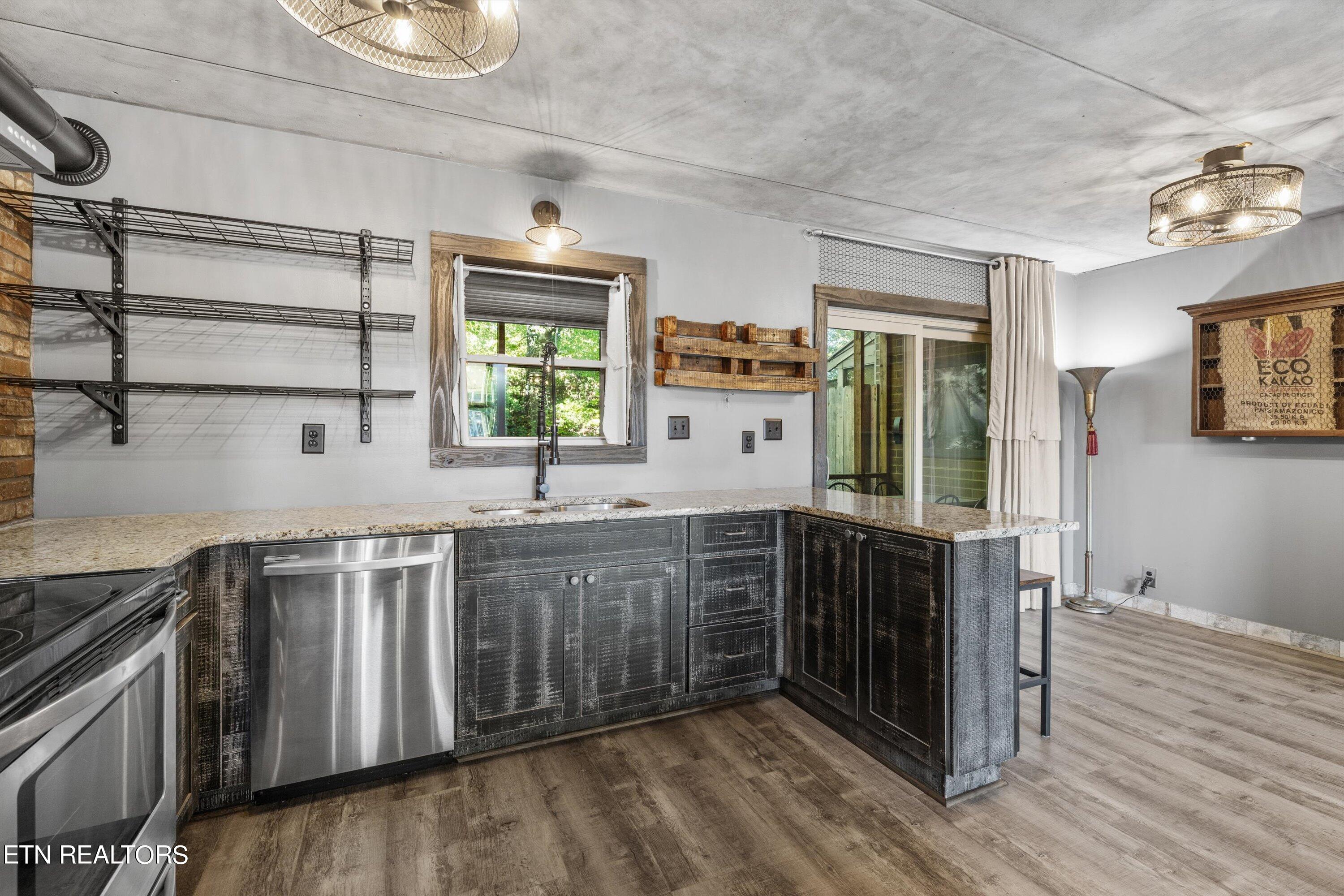 403 Dublin Drive, D221