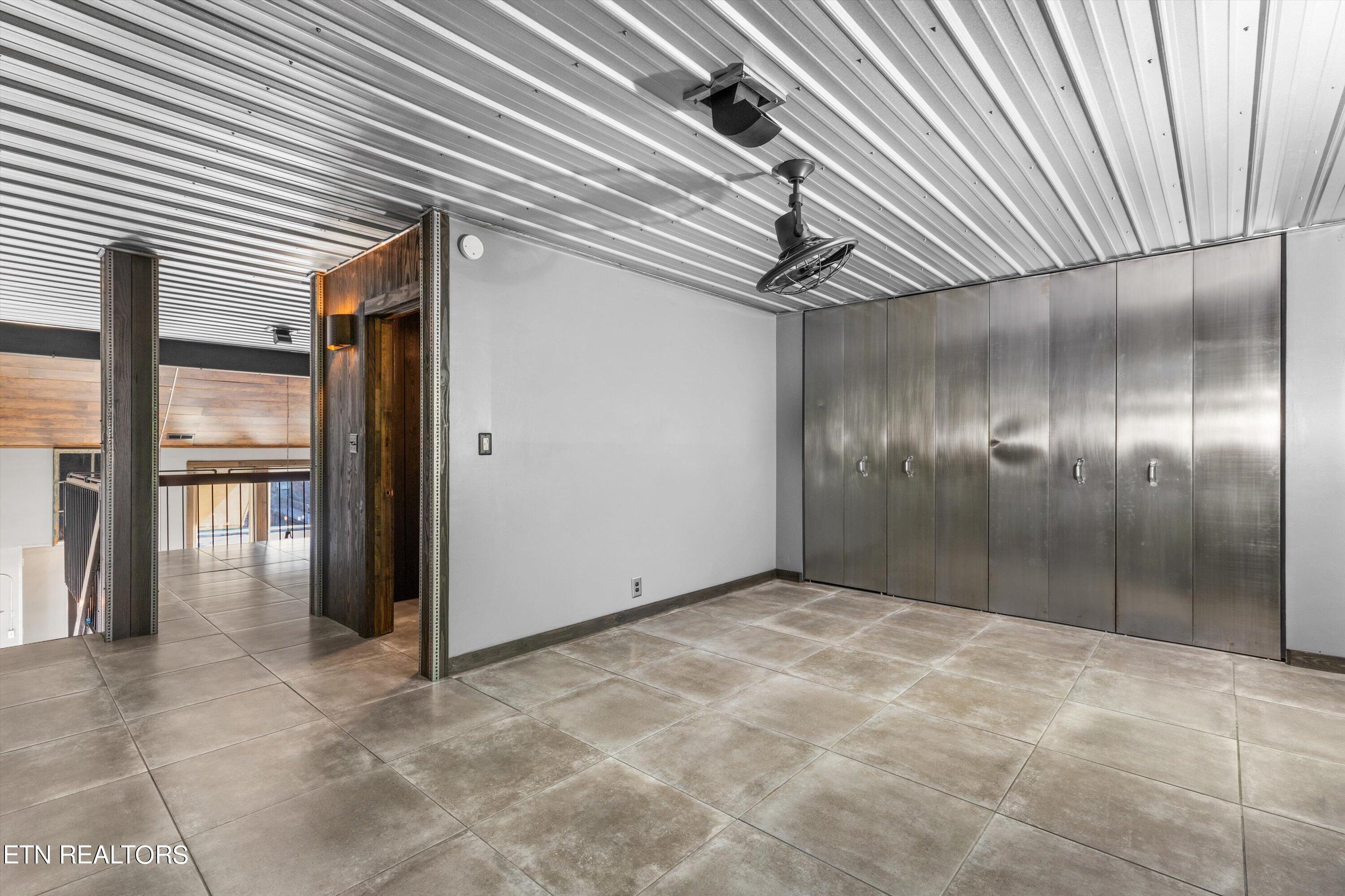 403 Dublin Drive, D221