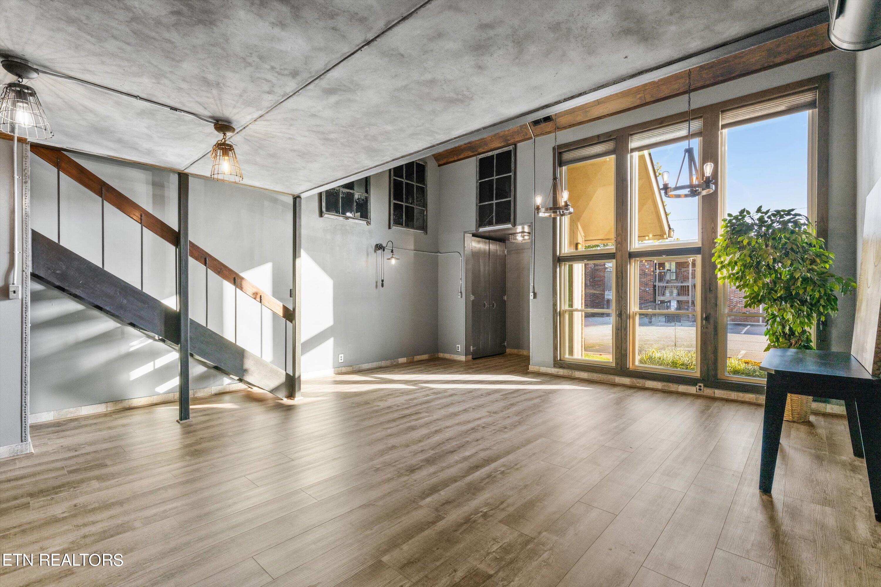 403 Dublin Drive, D221