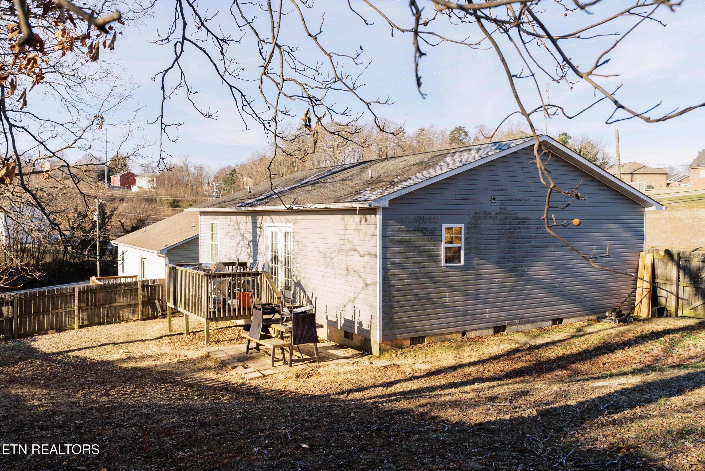 2228 Murray Drive