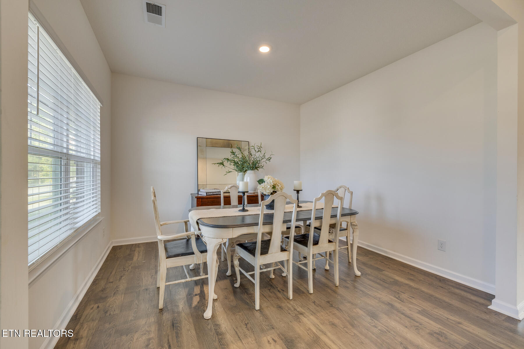 110 Harbour View Way