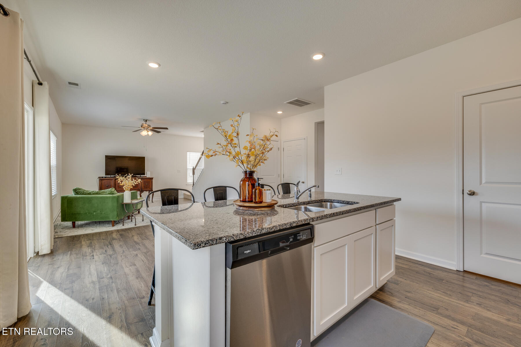 110 Harbour View Way