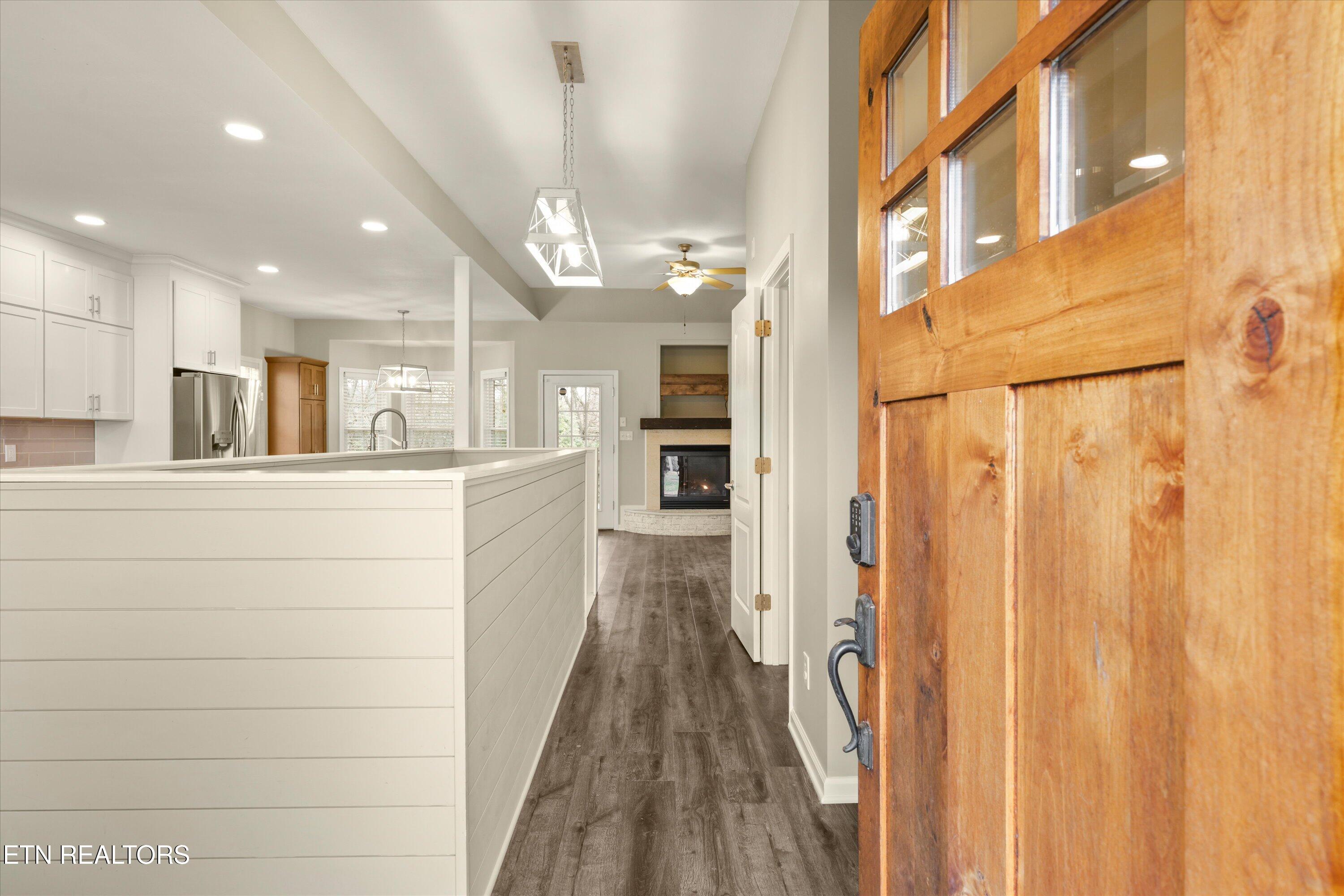 5600 Barineau Lane