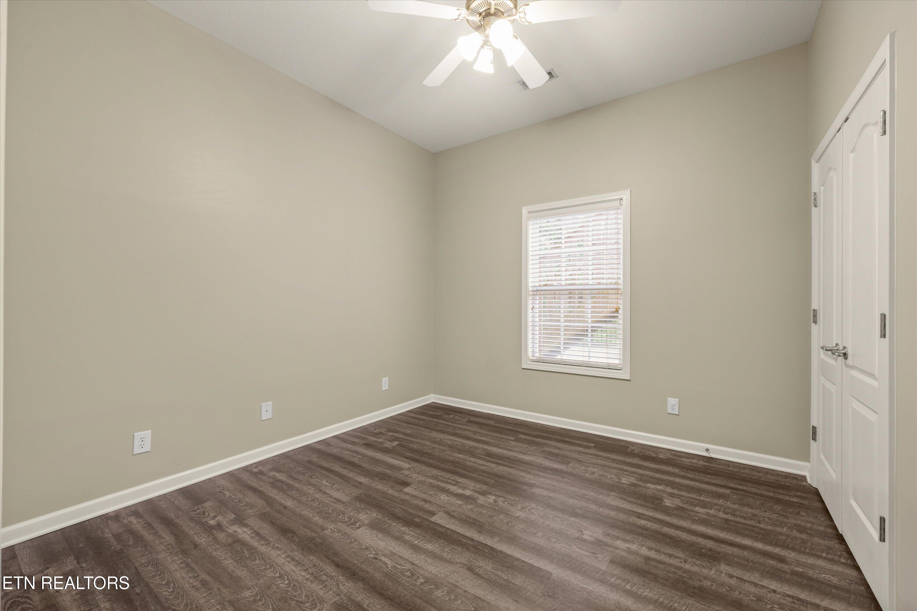 5600 Barineau Lane