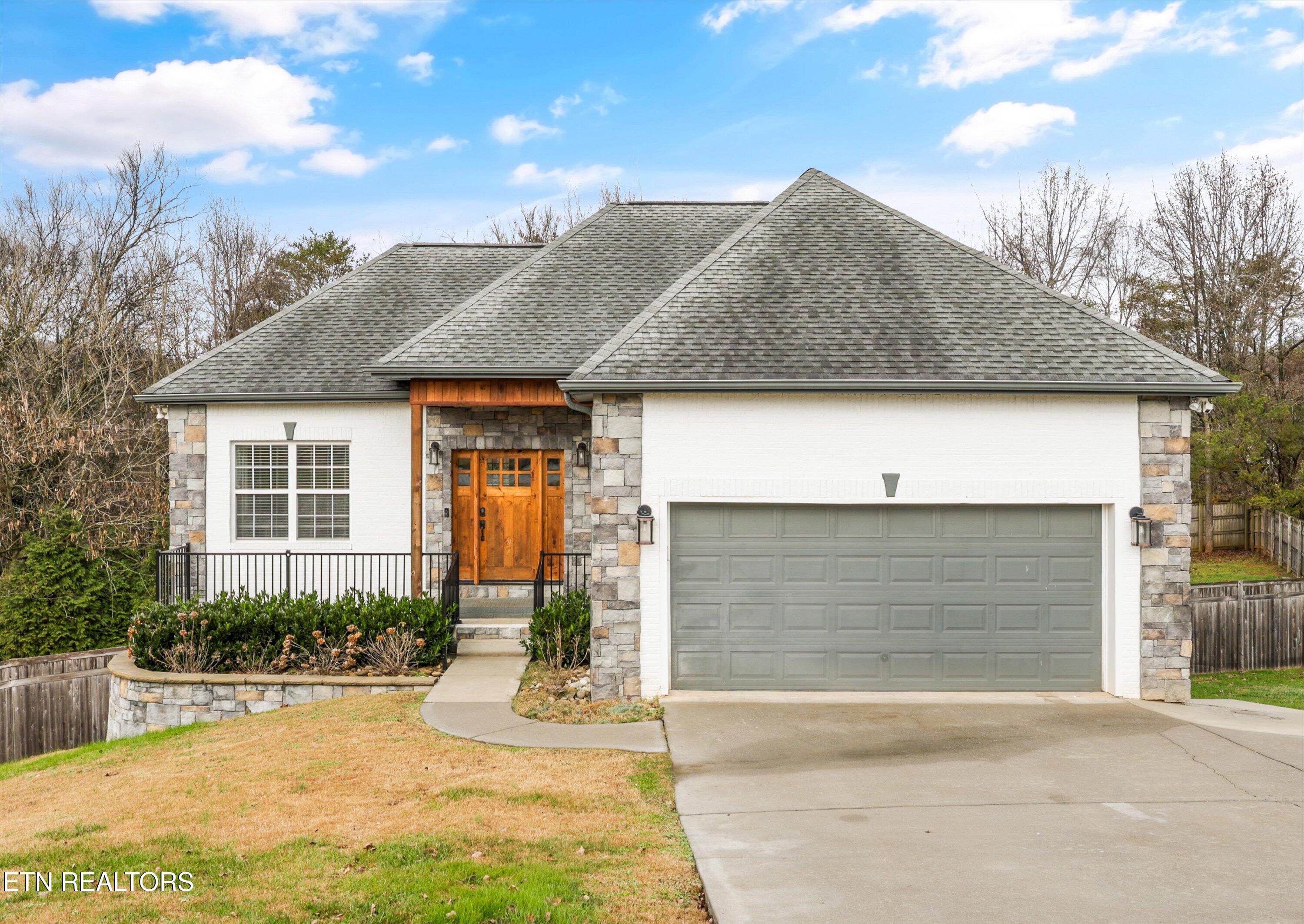 5600 Barineau Lane