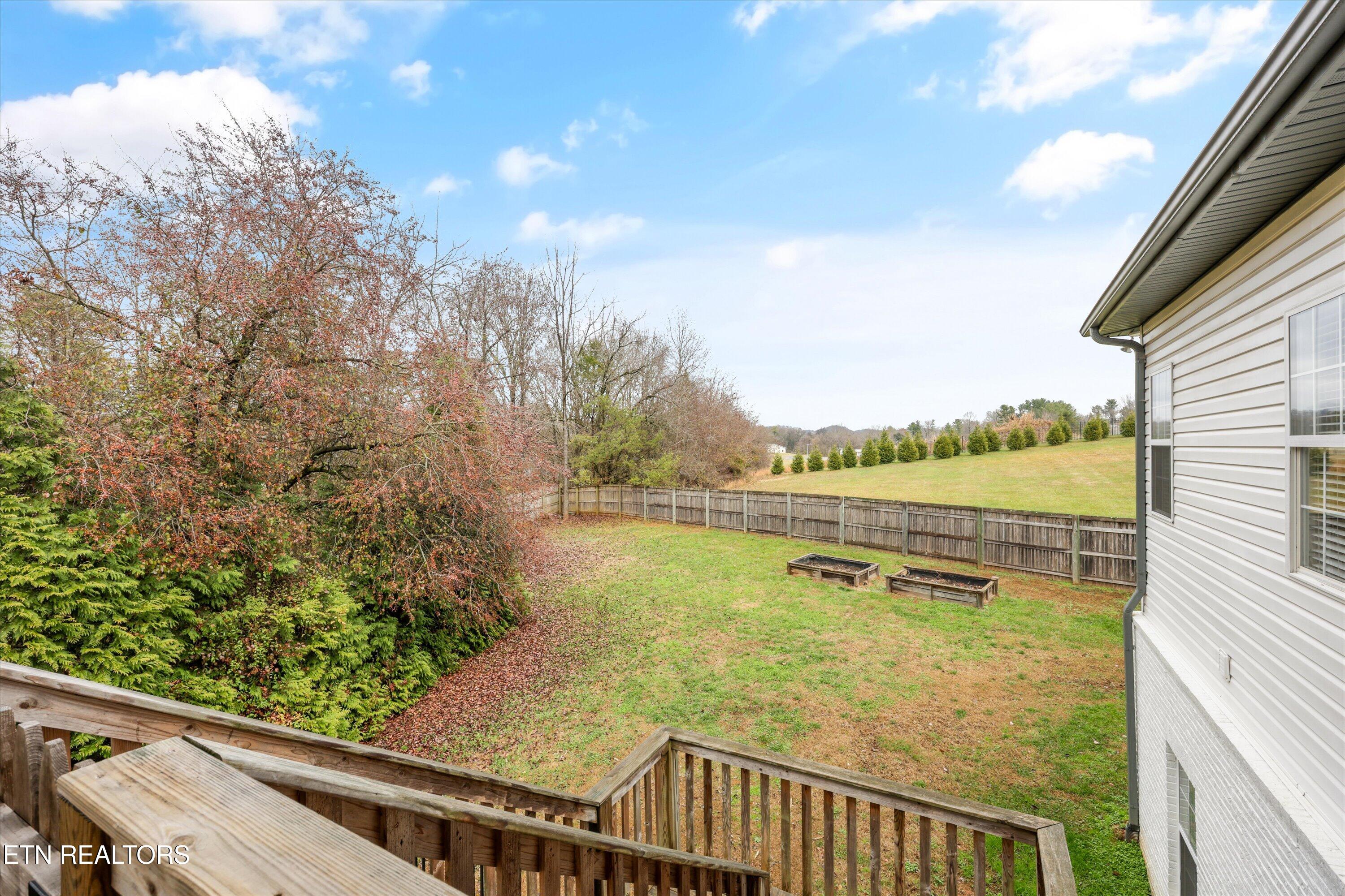 5600 Barineau Lane