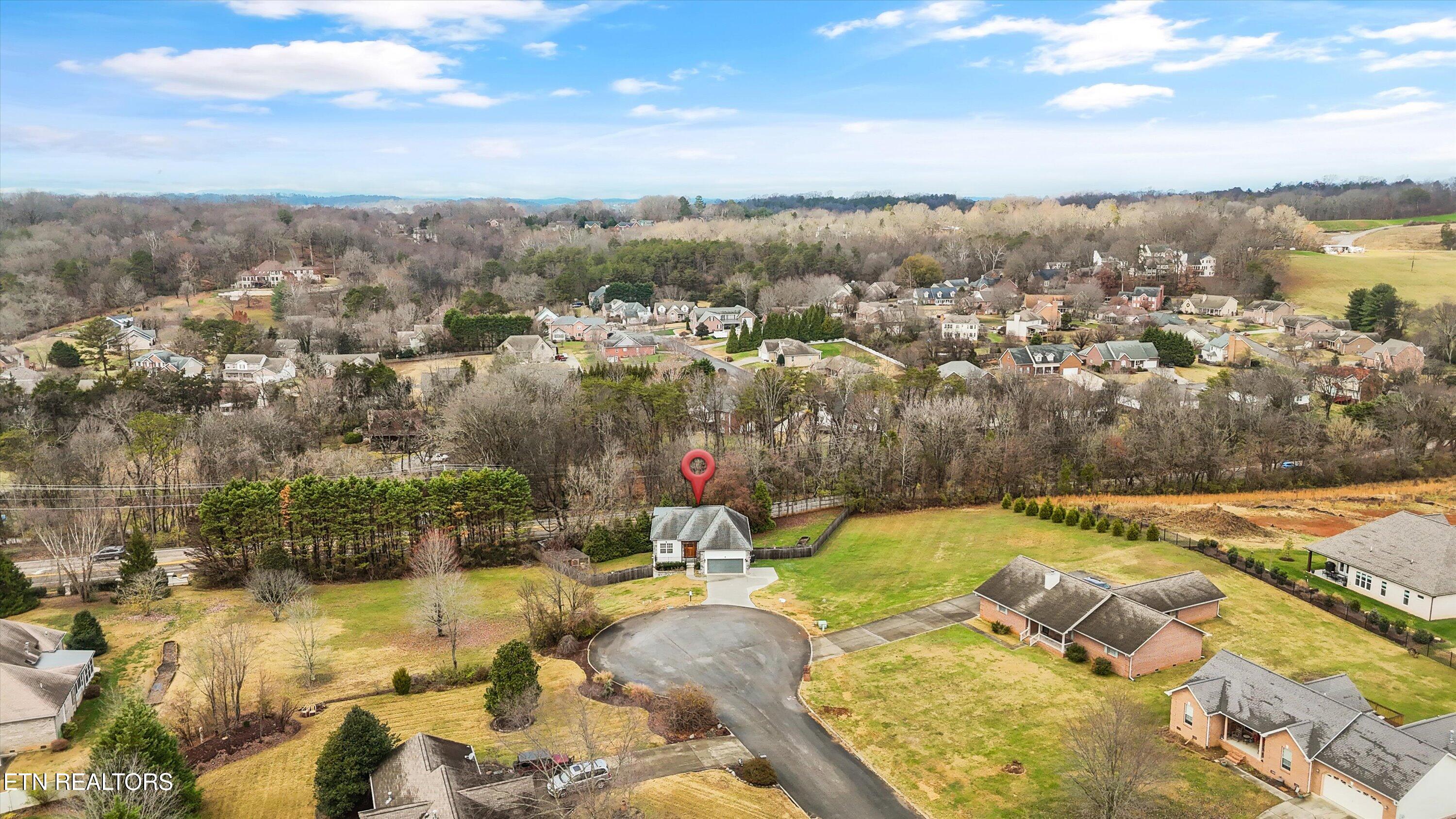 5600 Barineau Lane