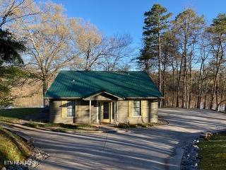 1708 Arrowhead Blvd