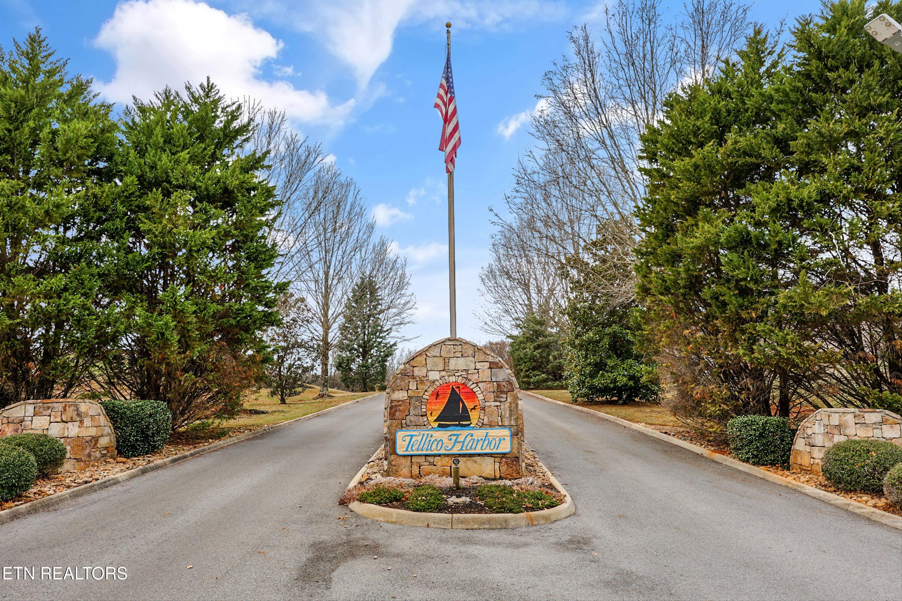 1708 Arrowhead Blvd