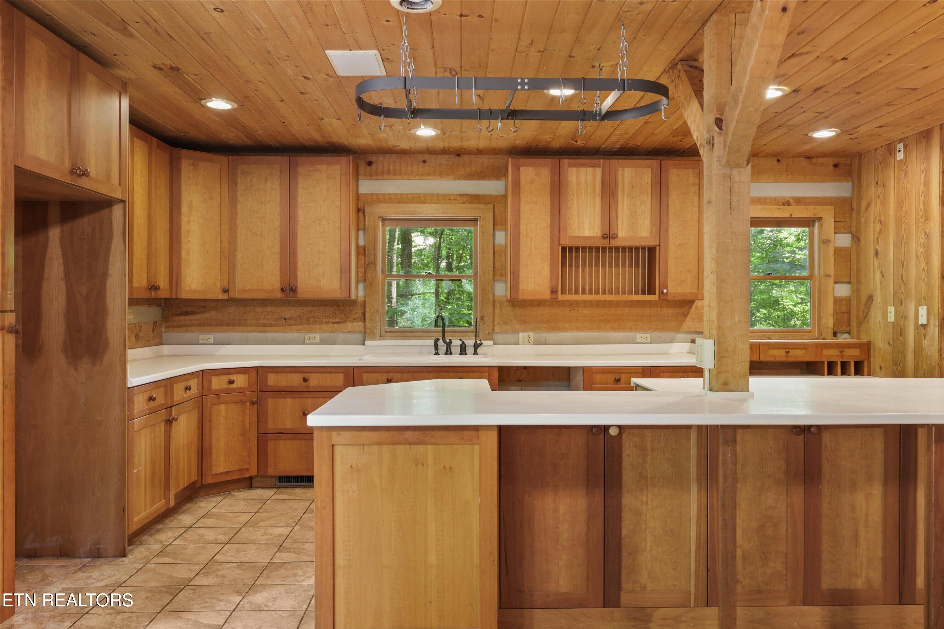 122 Land Oak Rd