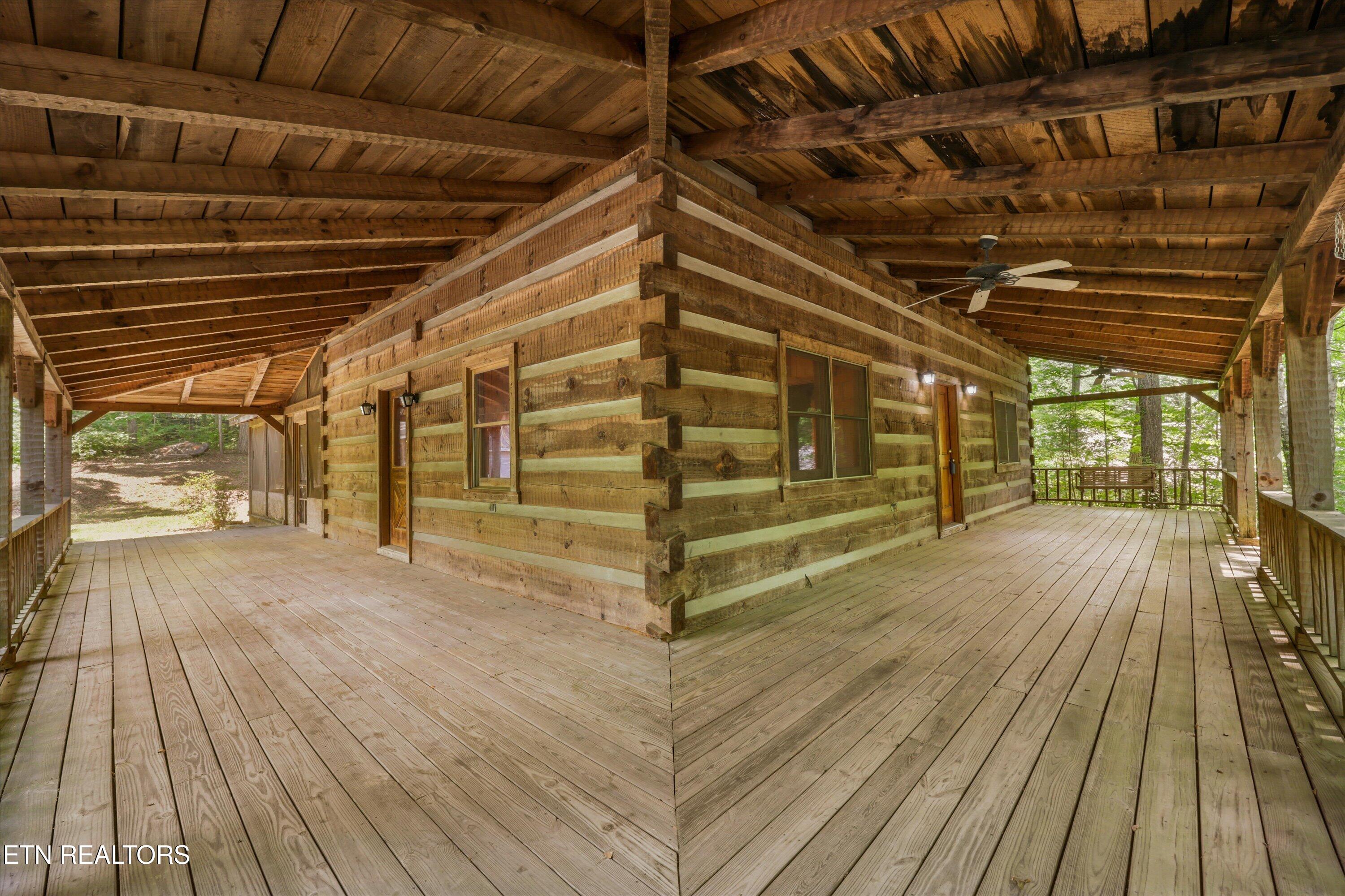 122 Land Oak Rd